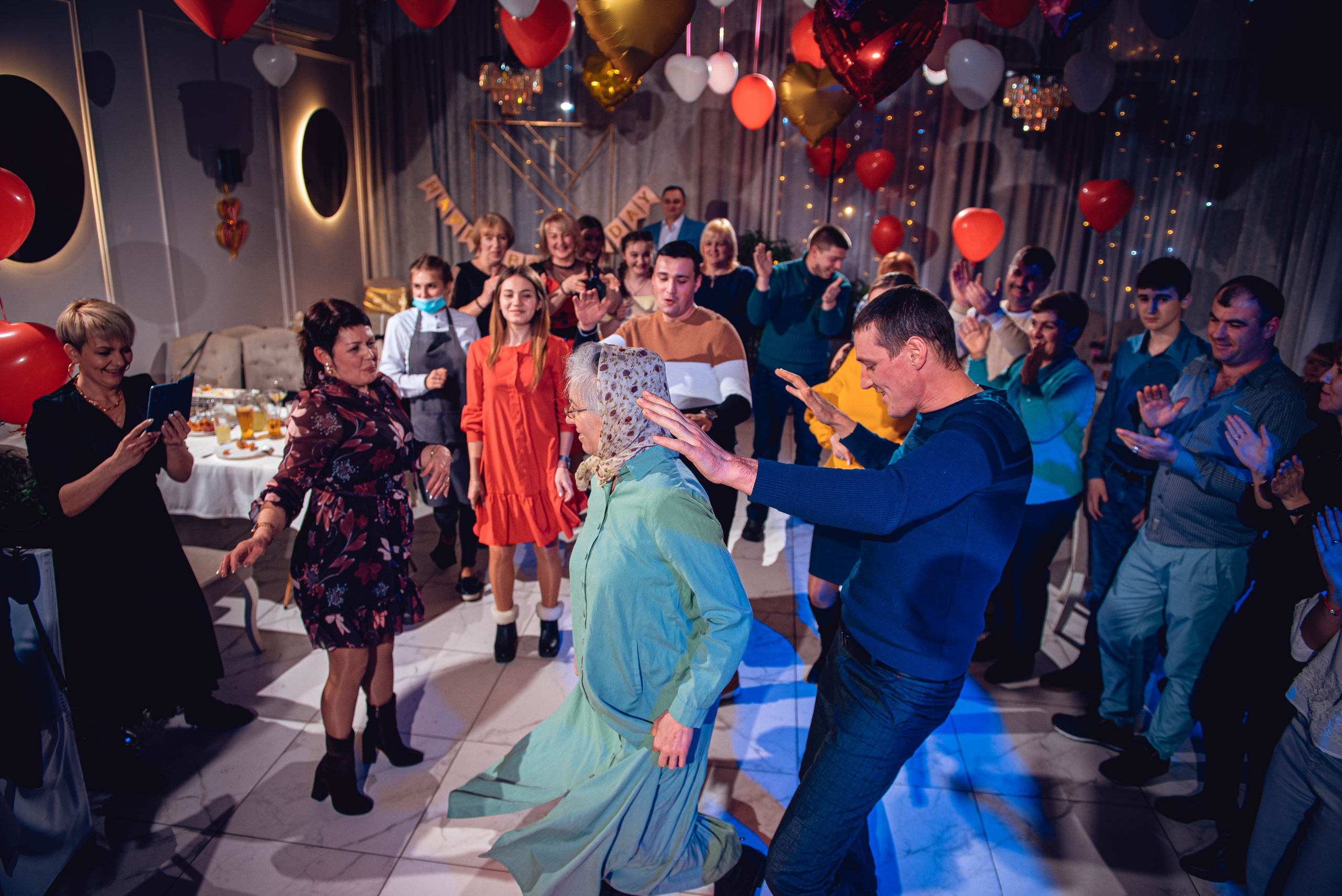 Garage Valentine's Day. Свадебный и семейный фотограф Сергей Паровик