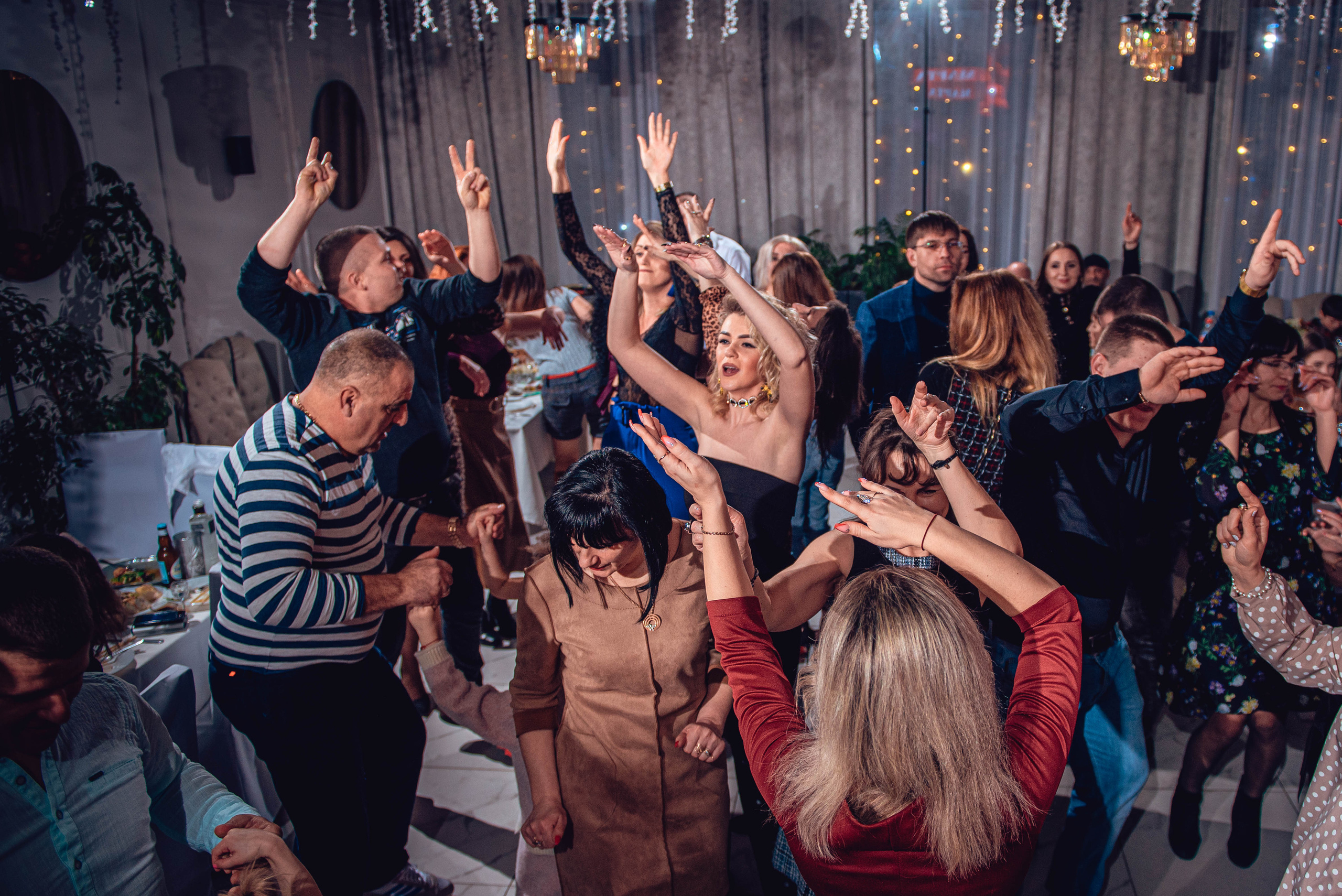 March 8. Women’s Day. Garage. (копия). Свадебный и семейный фотограф Сергей Паровик
