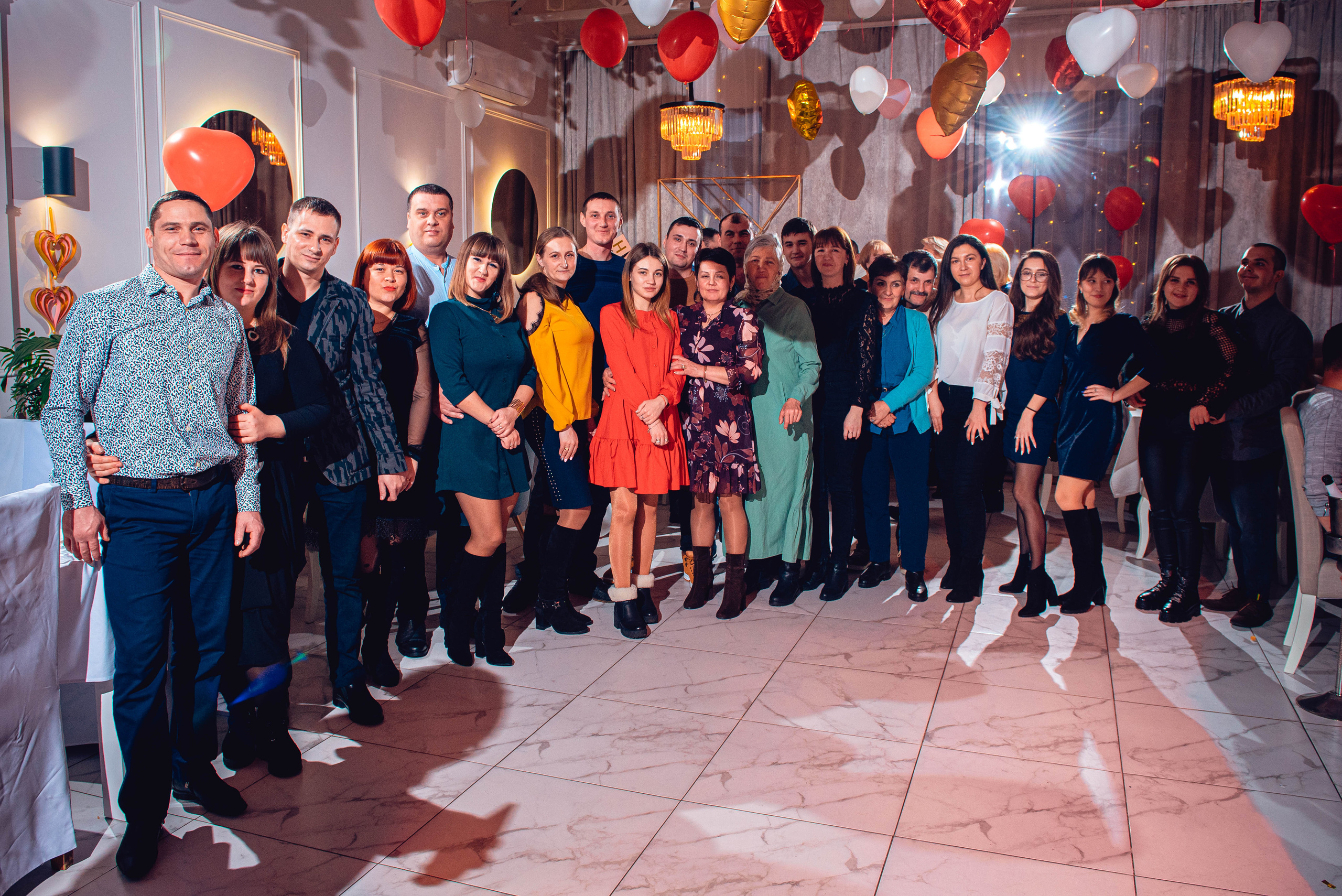 Garage Valentine's Day. Свадебный и семейный фотограф Сергей Паровик