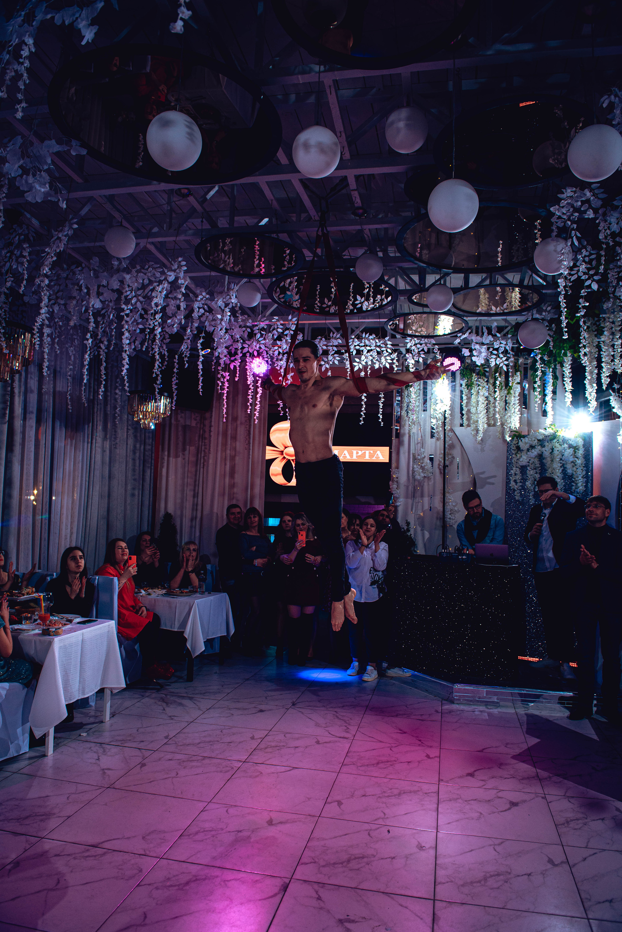 March 8. Women’s Day. Garage. (копия). Свадебный и семейный фотограф Сергей Паровик