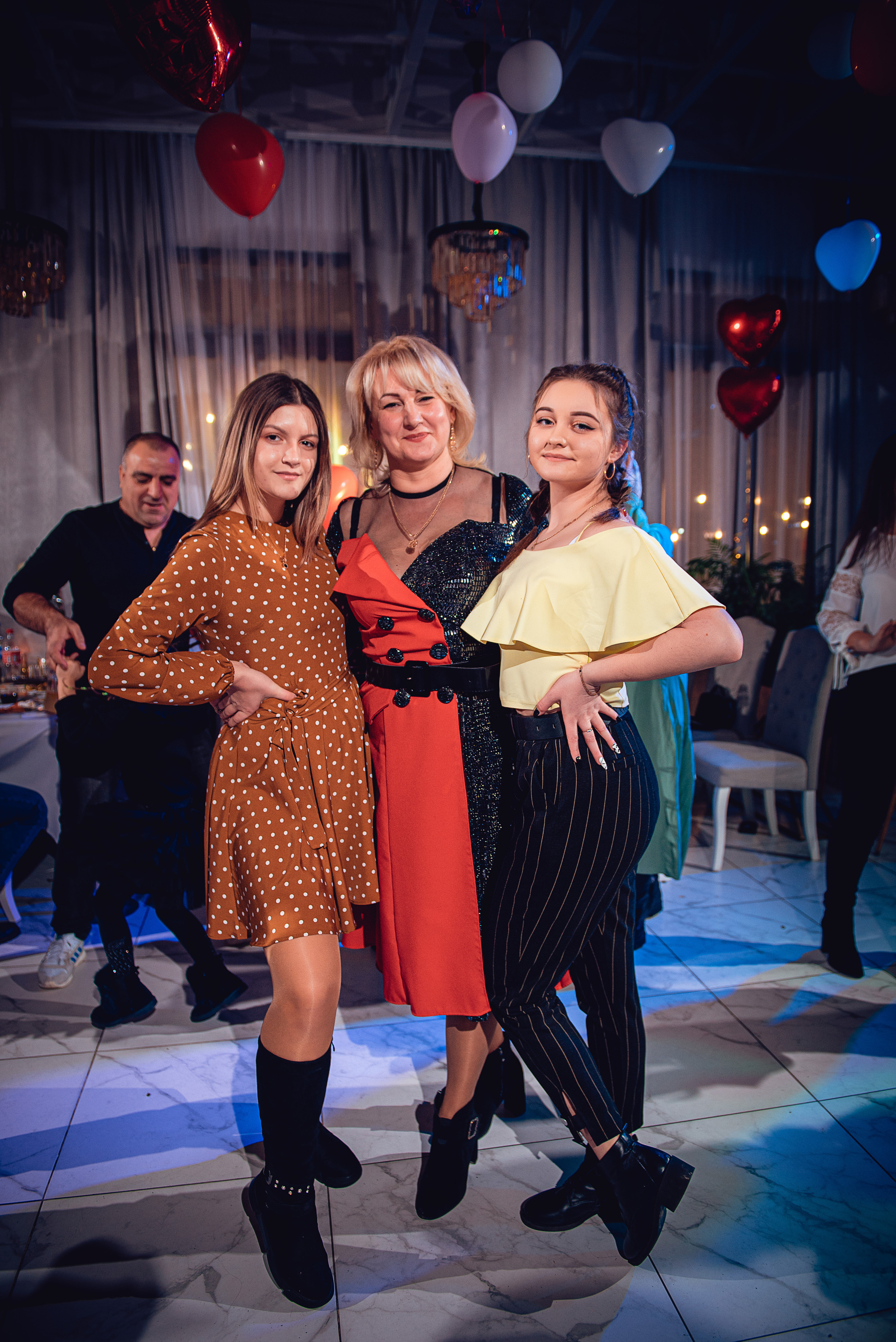 Garage Valentine's Day. Свадебный и семейный фотограф Сергей Паровик