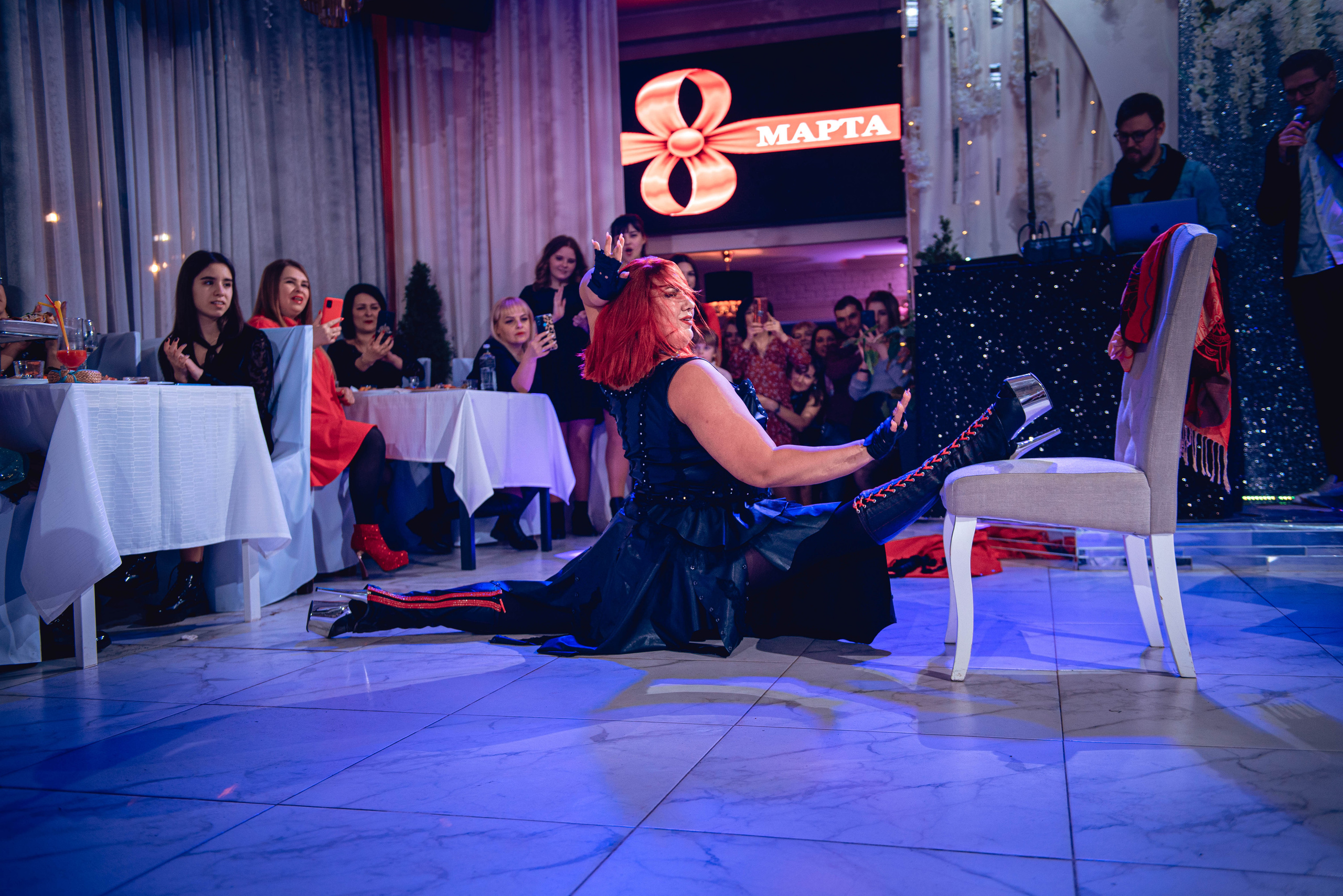 March 8. Women’s Day. Garage. (копия). Свадебный и семейный фотограф Сергей Паровик