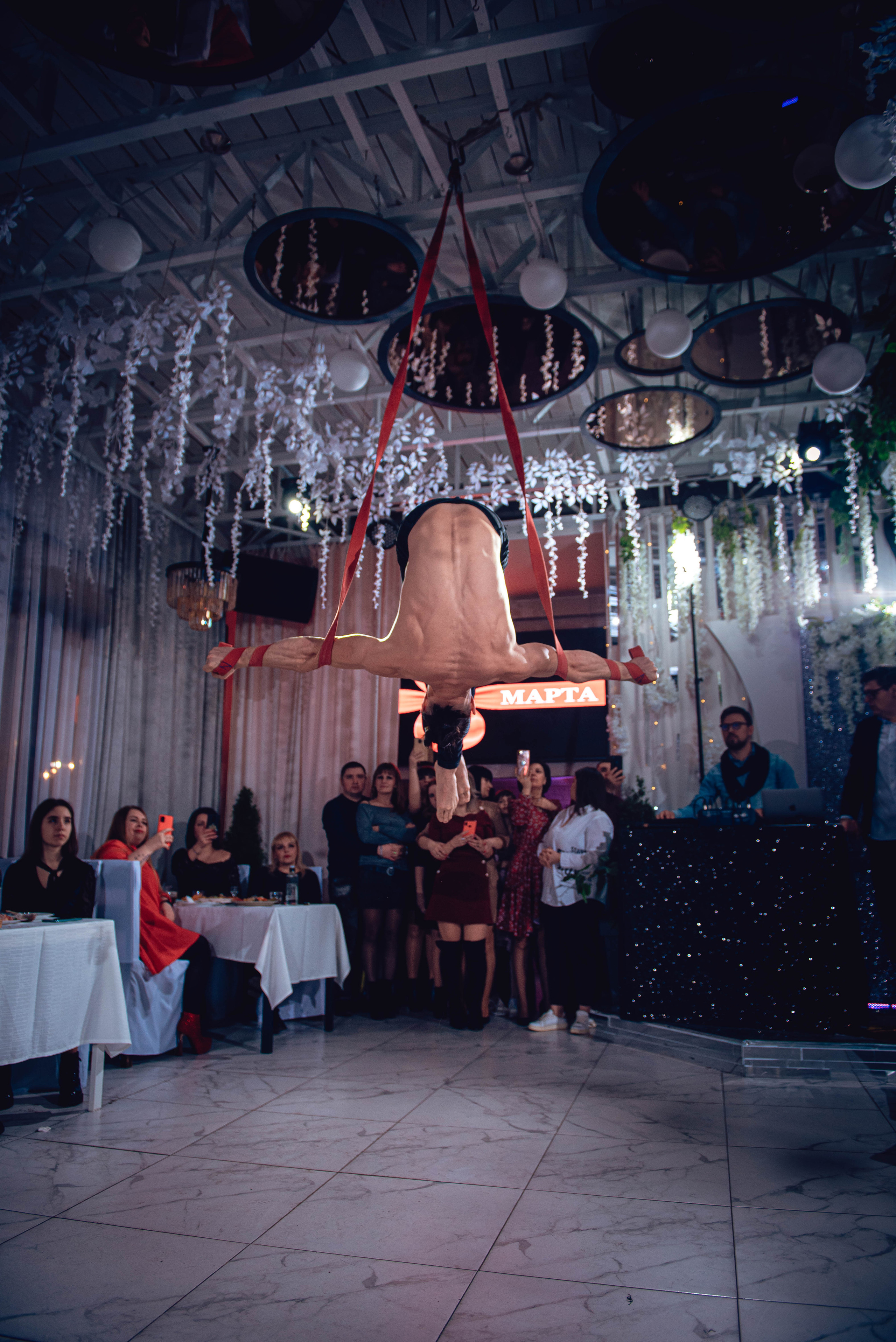 March 8. Women’s Day. Garage. (копия). Свадебный и семейный фотограф Сергей Паровик