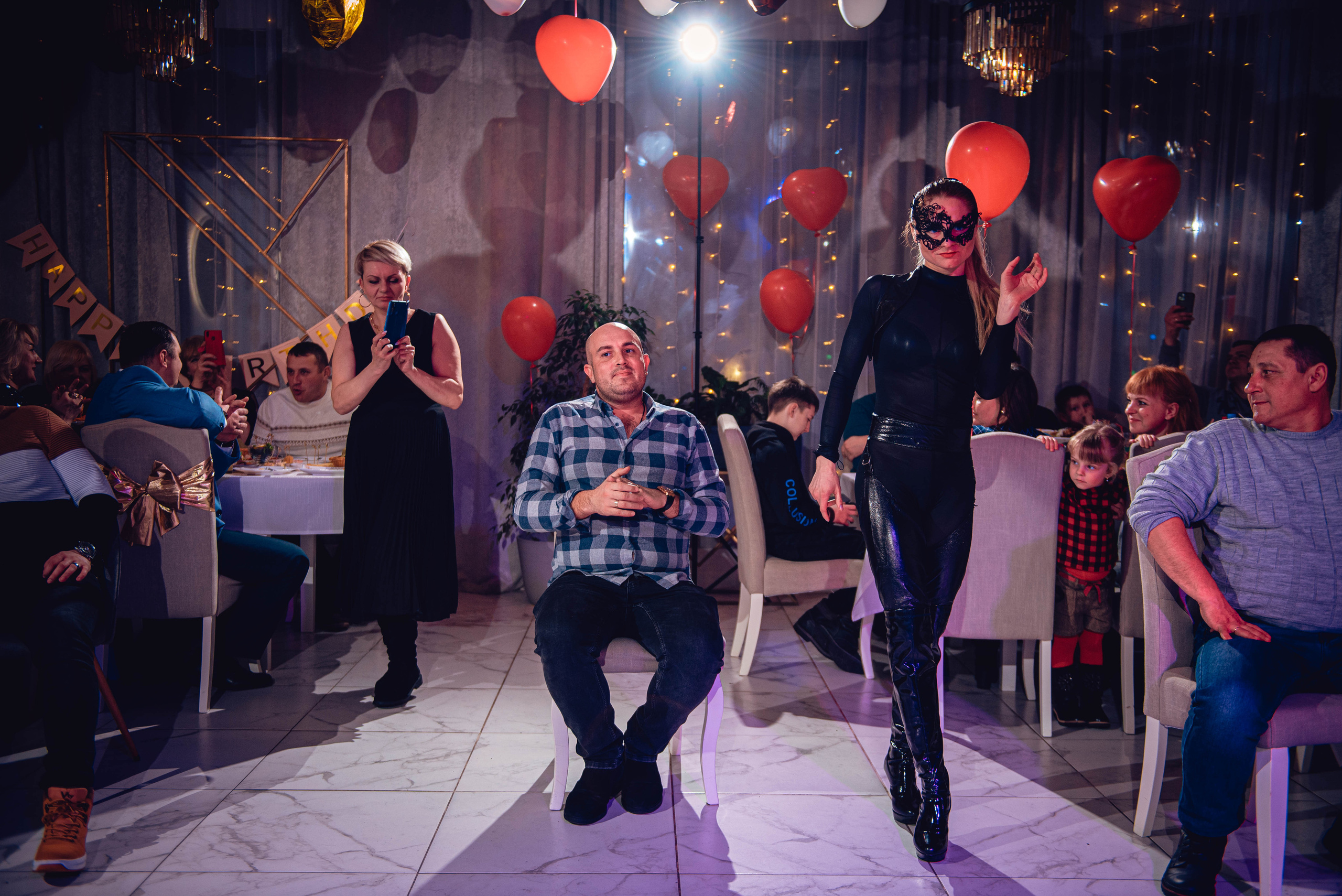 Garage Valentine's Day. Свадебный и семейный фотограф Сергей Паровик