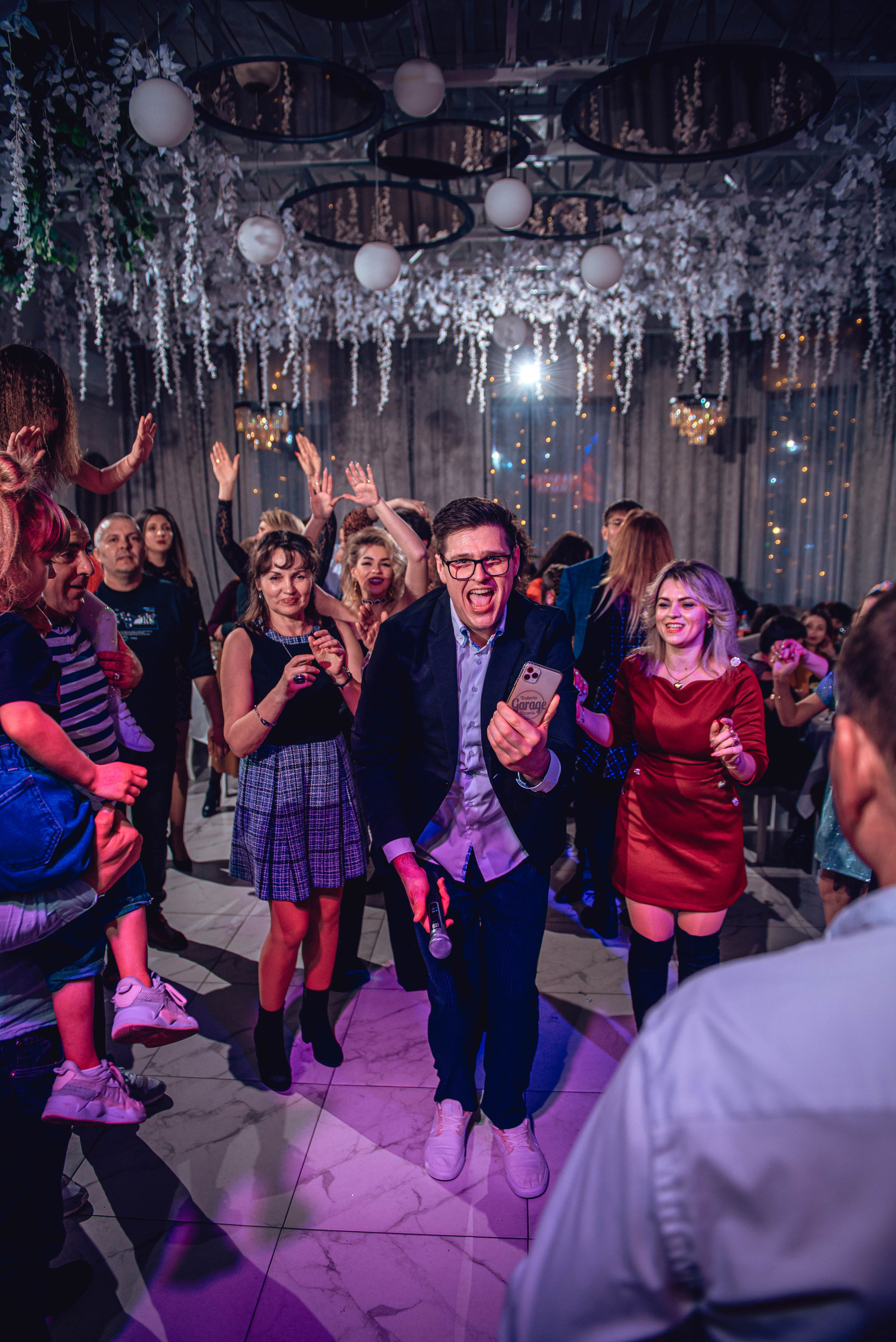 March 8. Women’s Day. Garage. (копия). Свадебный и семейный фотограф Сергей Паровик