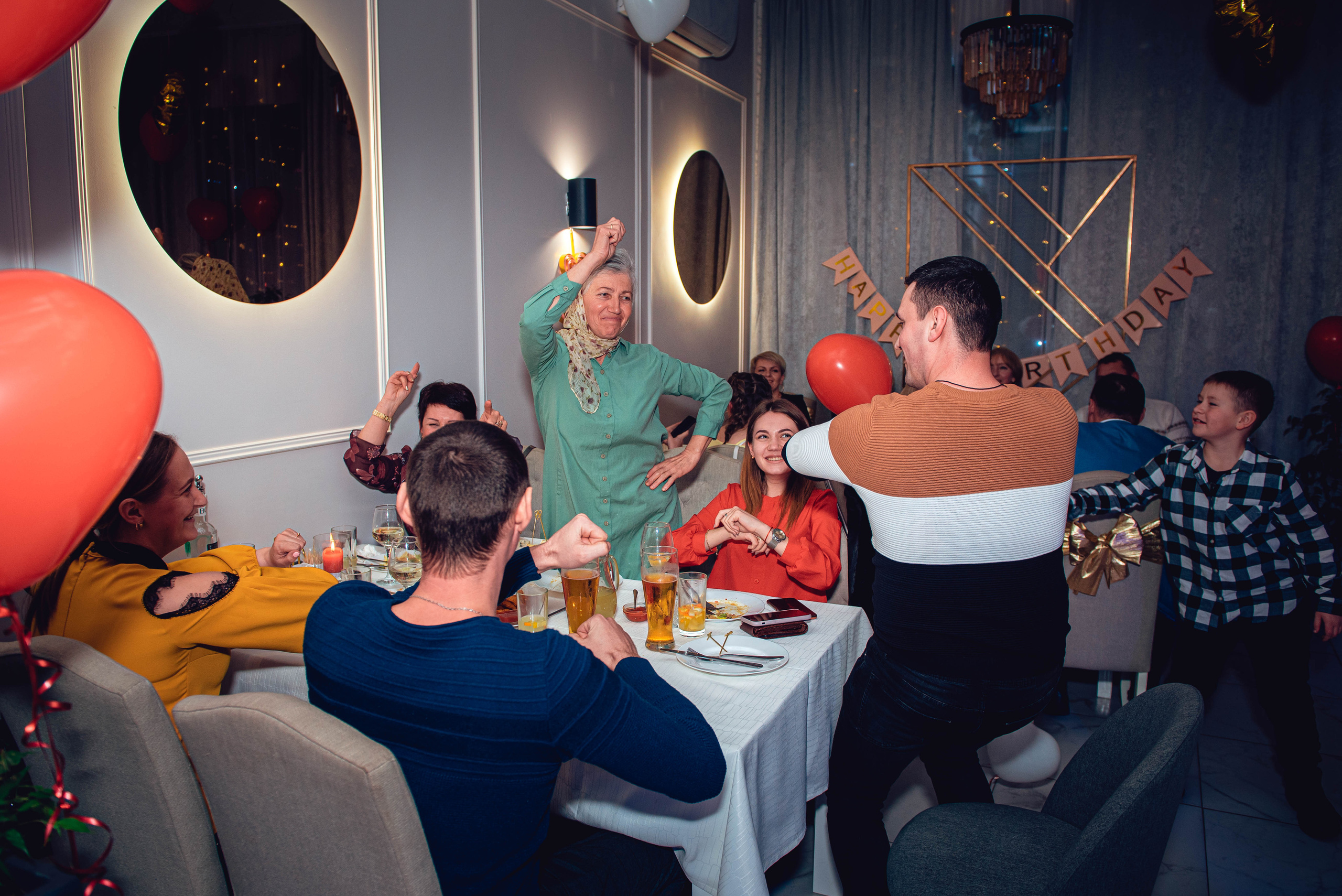 Garage Valentine's Day. Свадебный и семейный фотограф Сергей Паровик