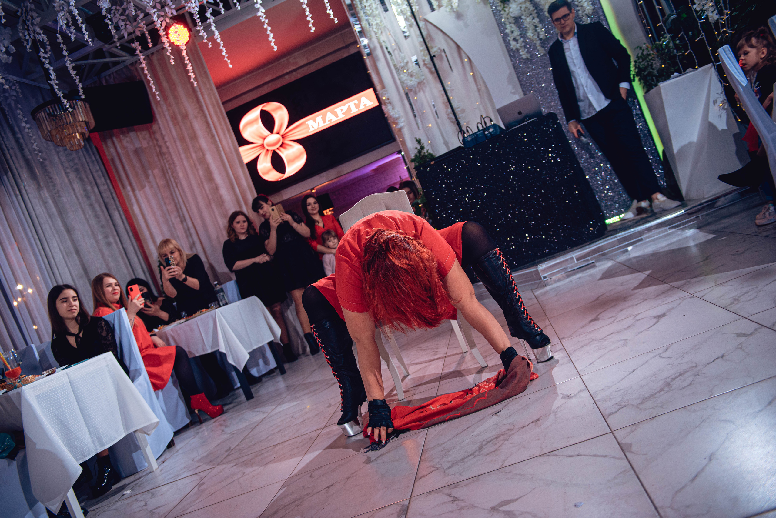 March 8. Women’s Day. Garage. (копия). Свадебный и семейный фотограф Сергей Паровик