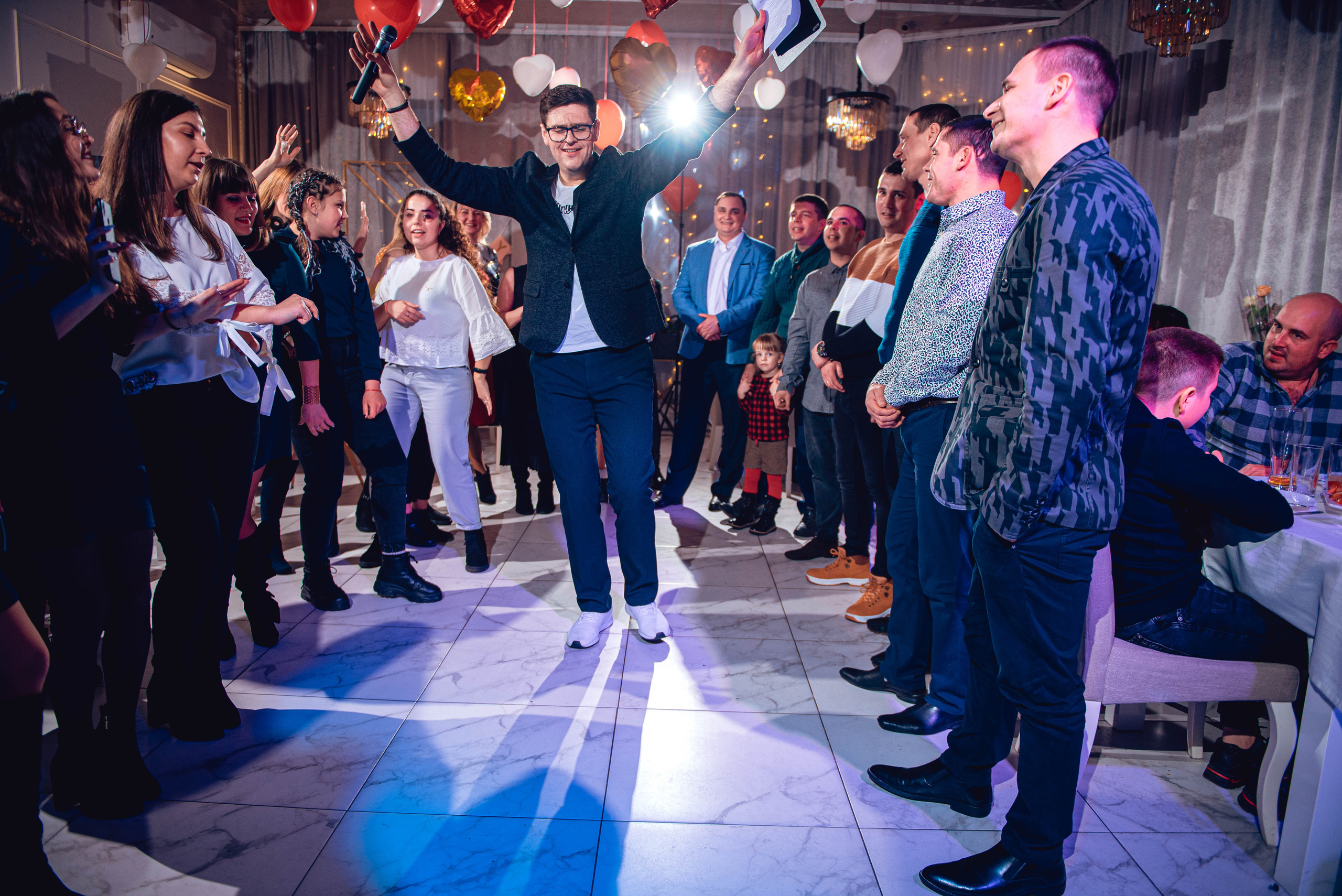 Garage Valentine's Day. Свадебный и семейный фотограф Сергей Паровик