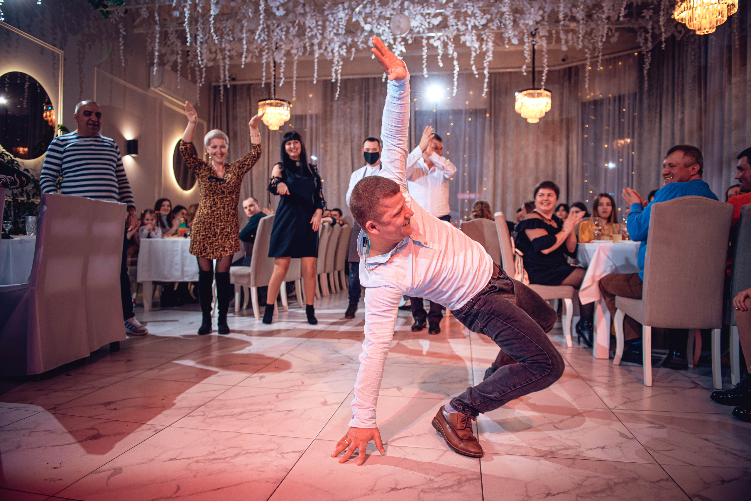 March 8. Women’s Day. Garage. (копия). Свадебный и семейный фотограф Сергей Паровик