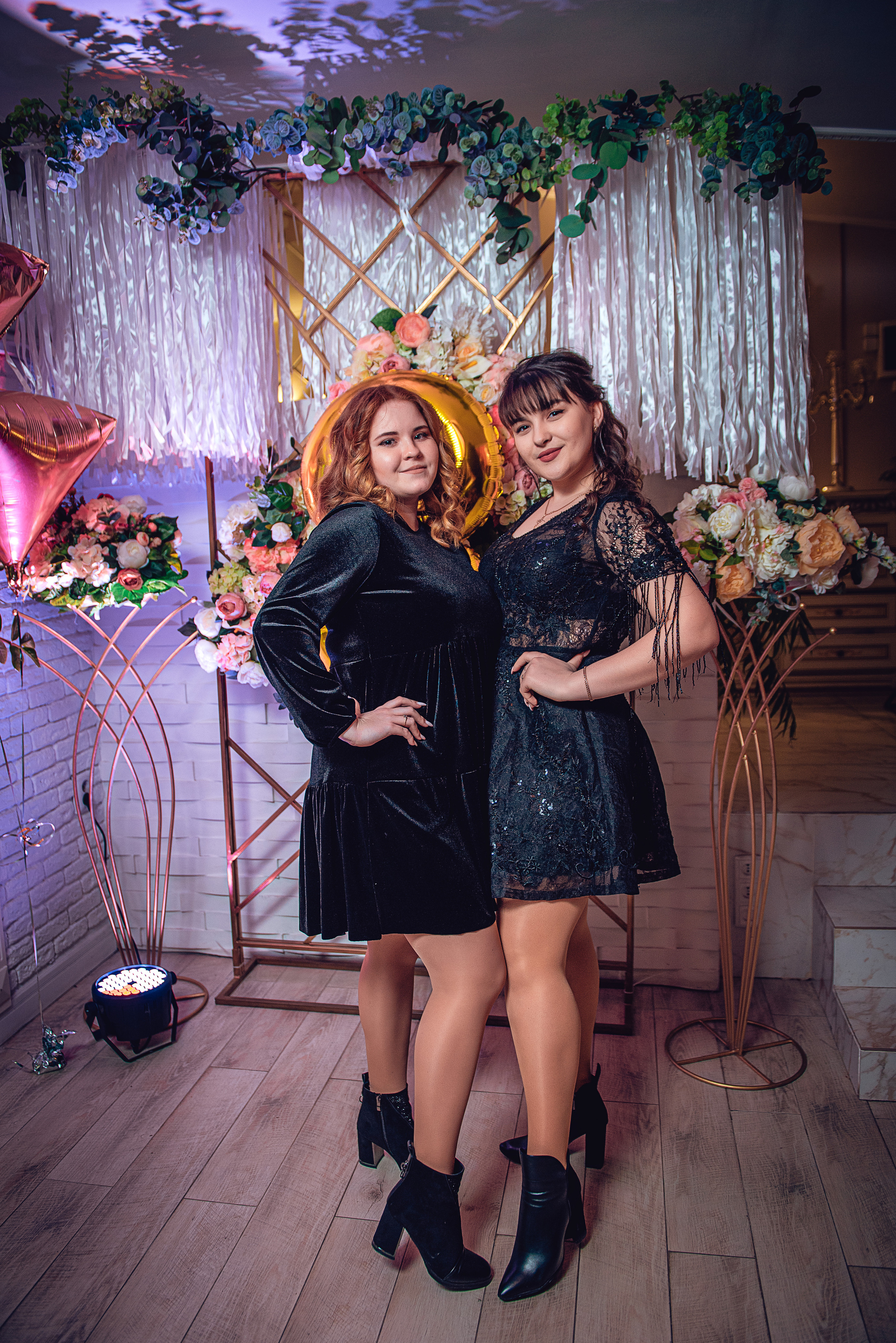 March 8. Women’s Day. Garage. (копия). Свадебный и семейный фотограф Сергей Паровик