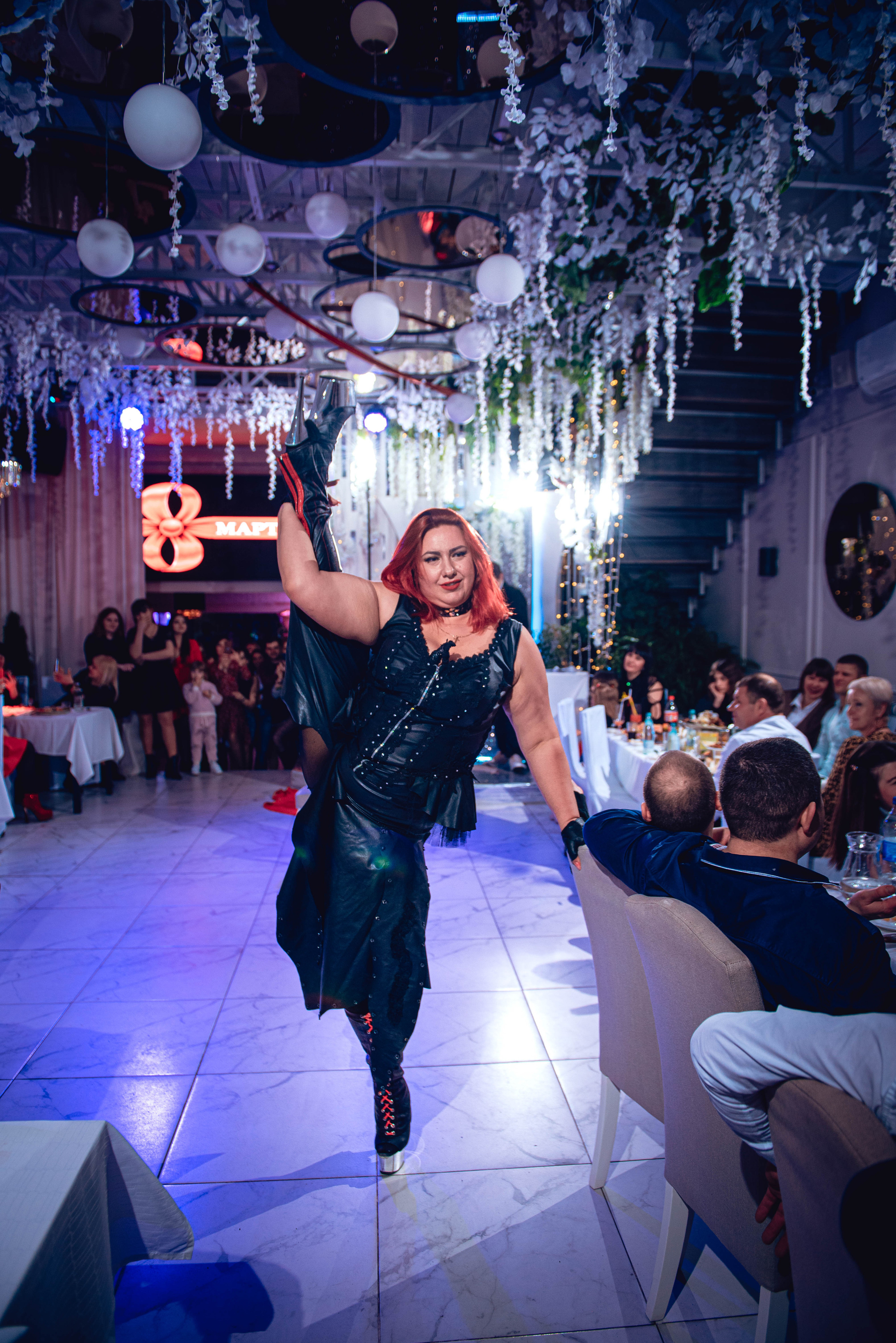 March 8. Women’s Day. Garage. (копия). Свадебный и семейный фотограф Сергей Паровик