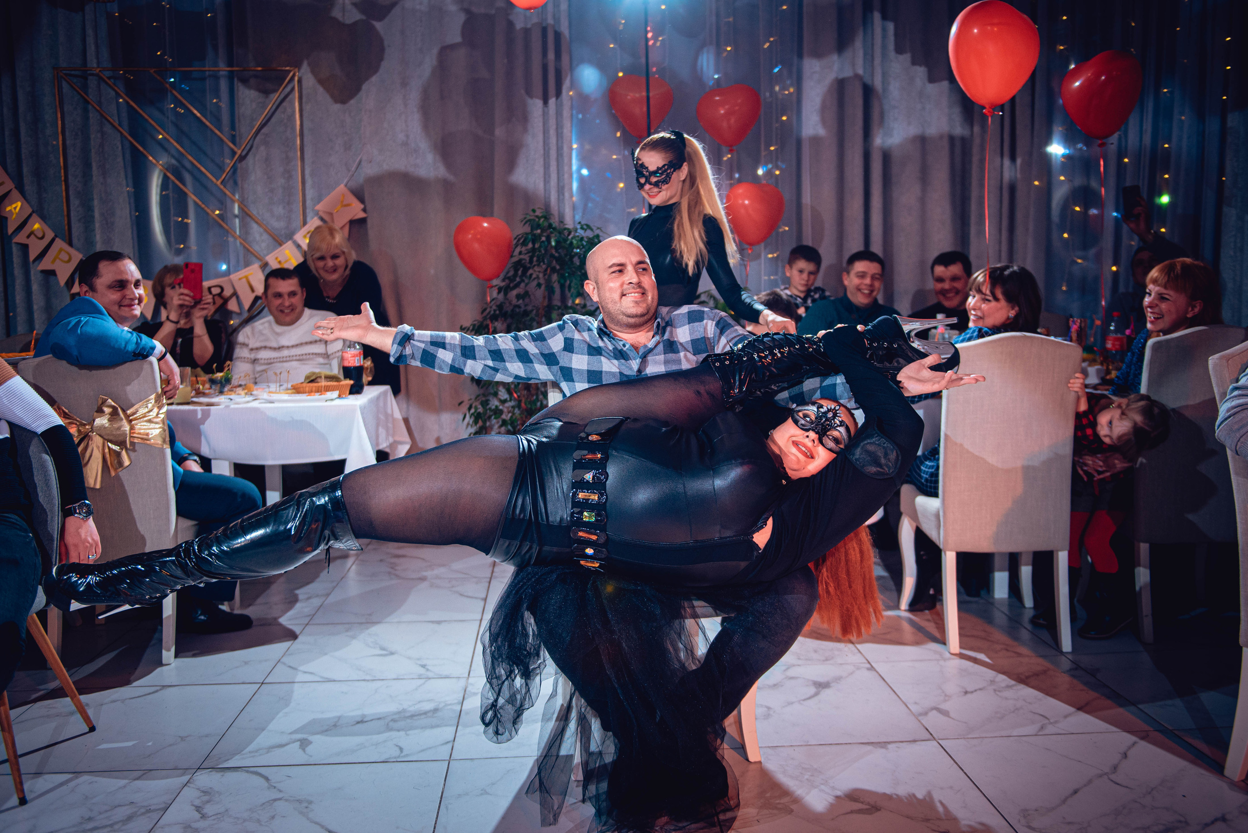 Garage Valentine's Day. Свадебный и семейный фотограф Сергей Паровик