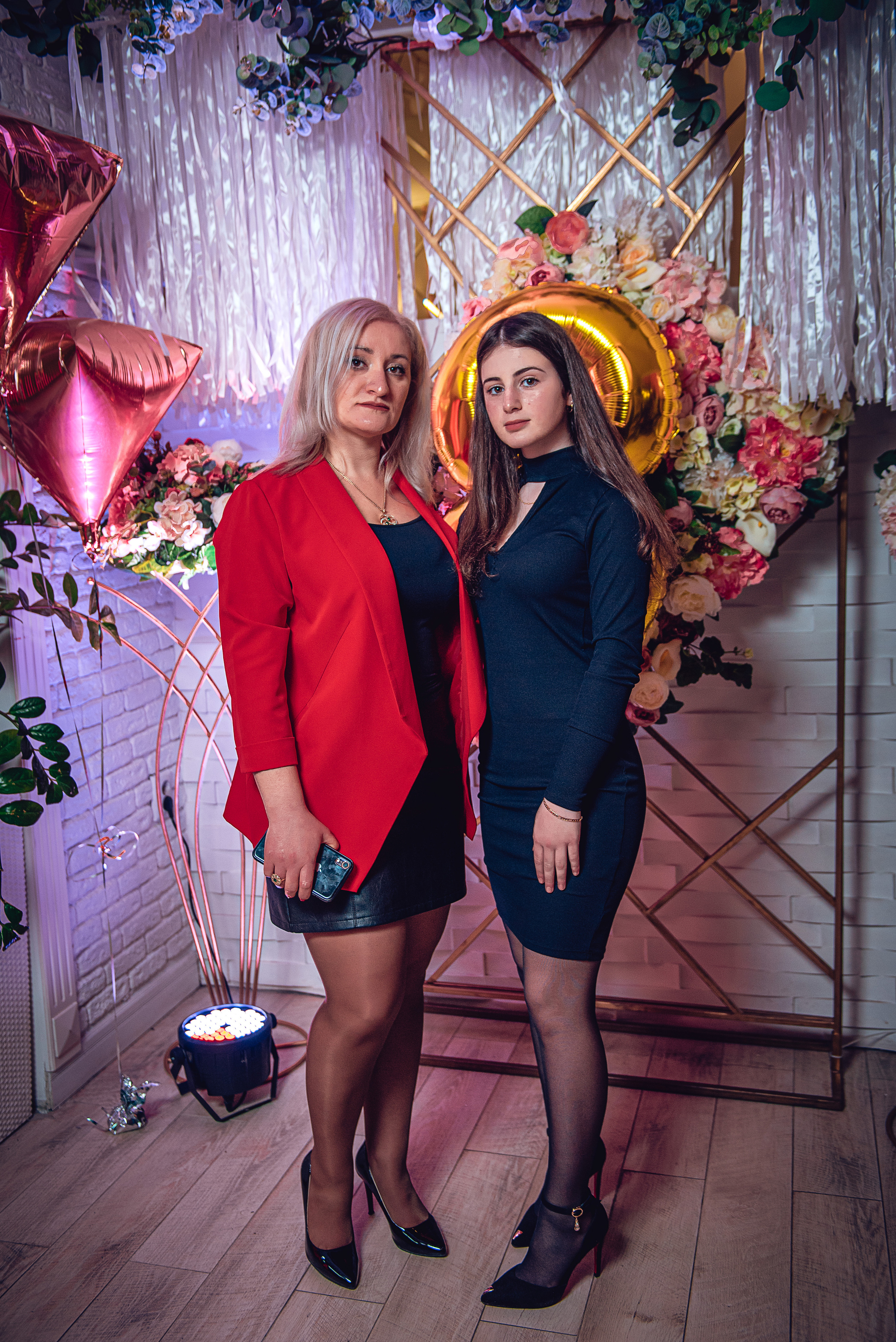 March 8. Women’s Day. Garage. (копия). Свадебный и семейный фотограф Сергей Паровик