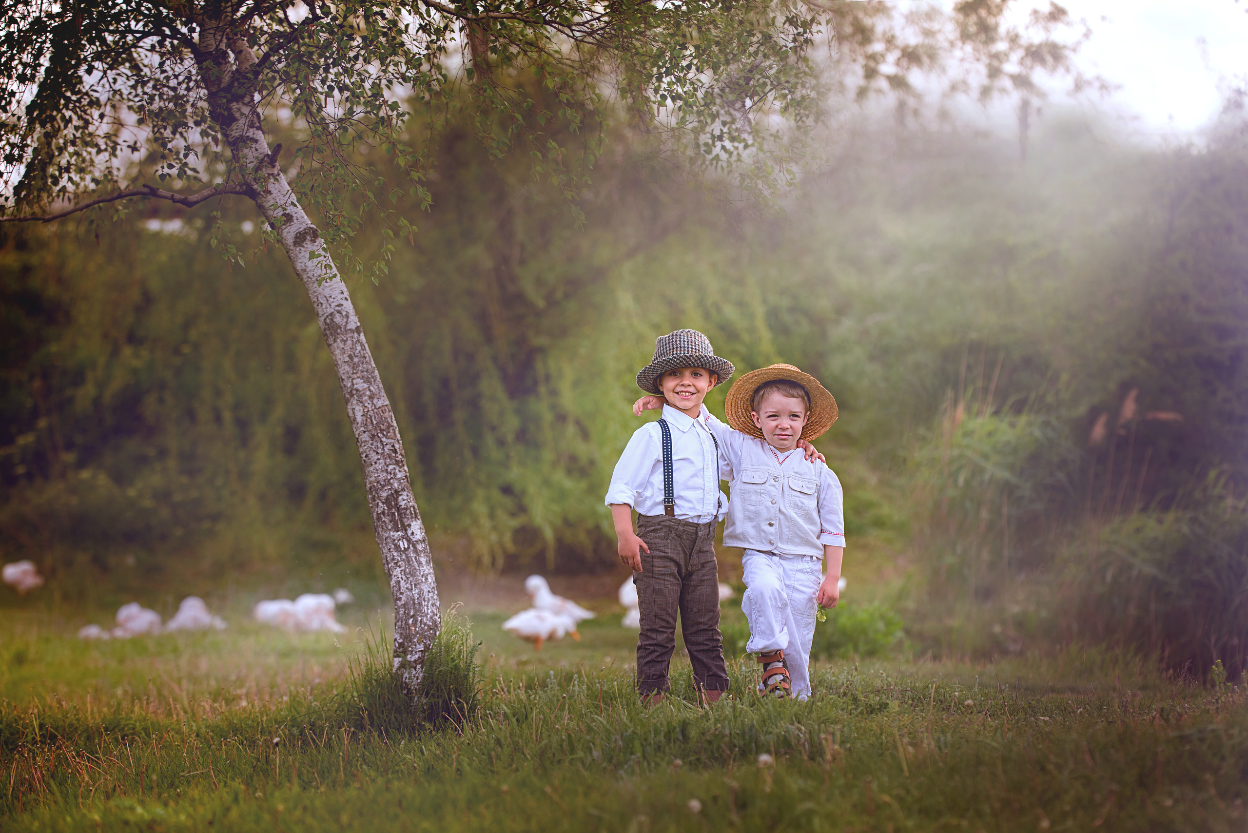 мальчишки в деревне