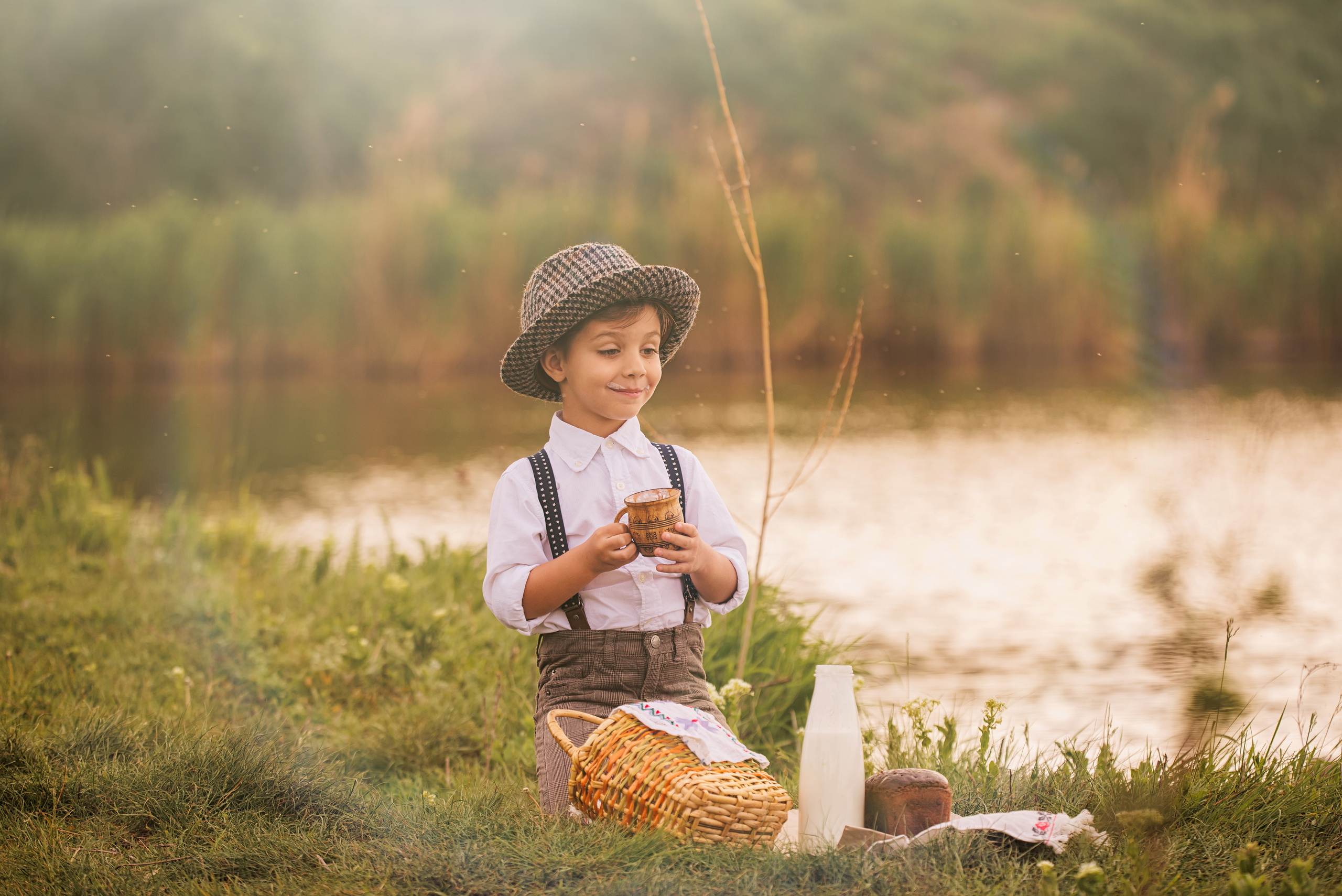 мальчик с хлебом 