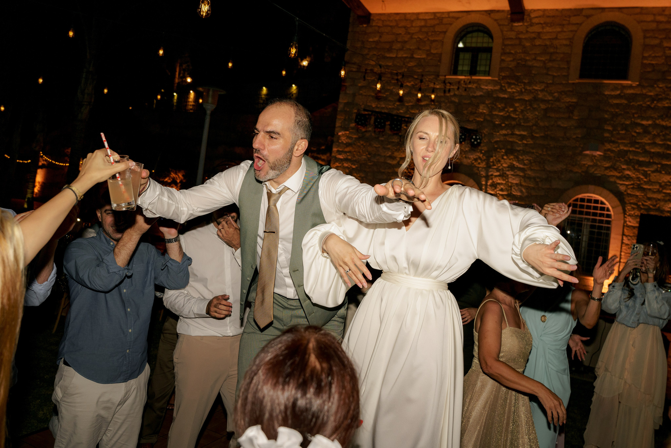 Nikos & Alla, Cyprus