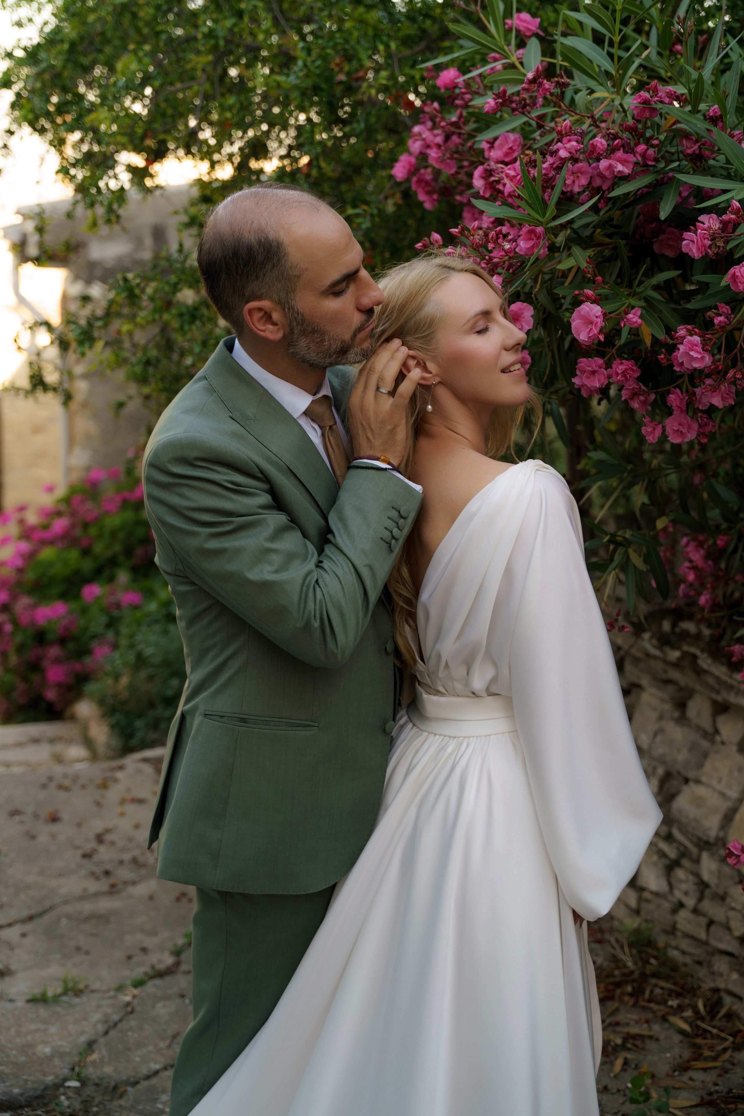 Nikos & Alla, Cyprus