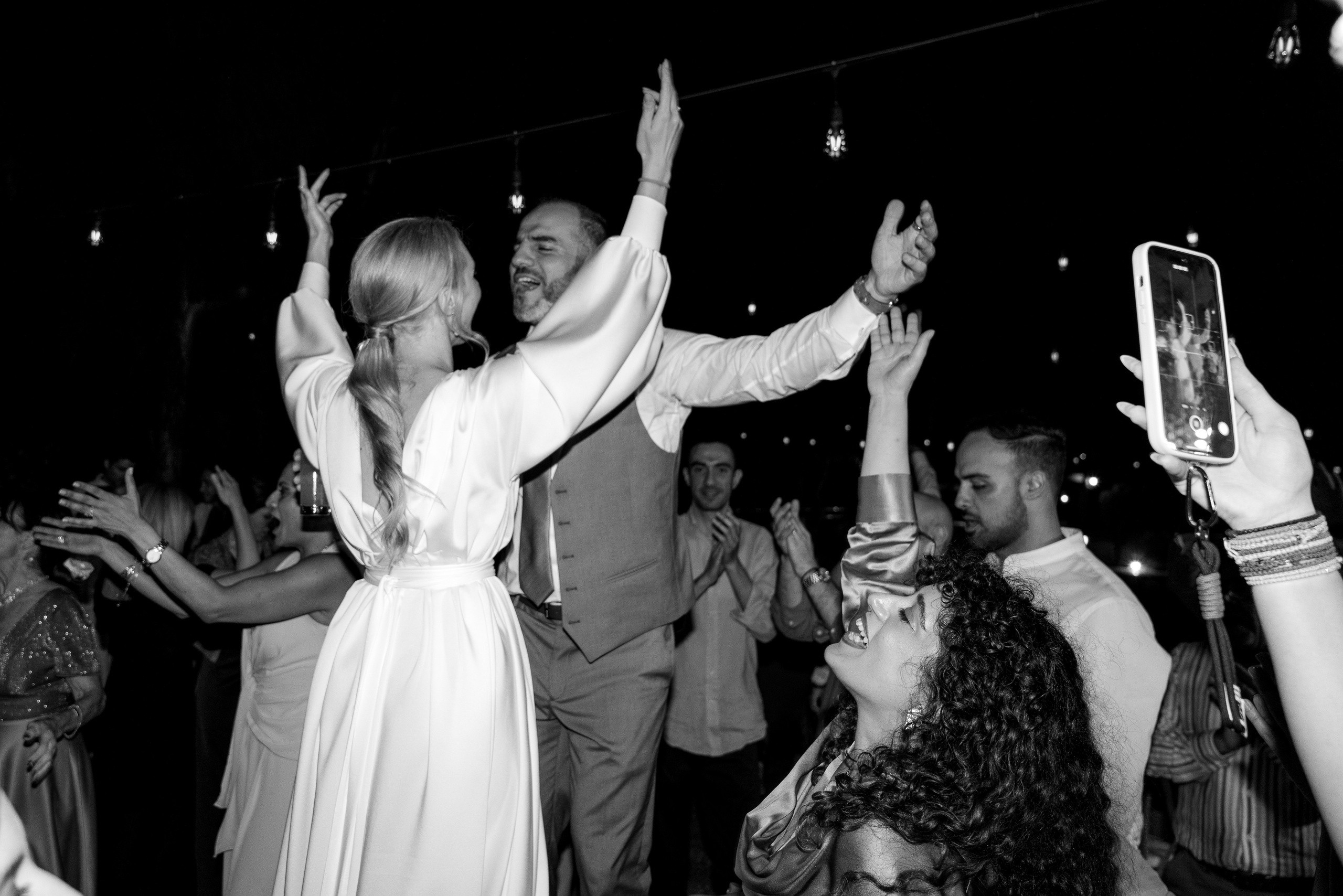 Nikos & Alla, Cyprus