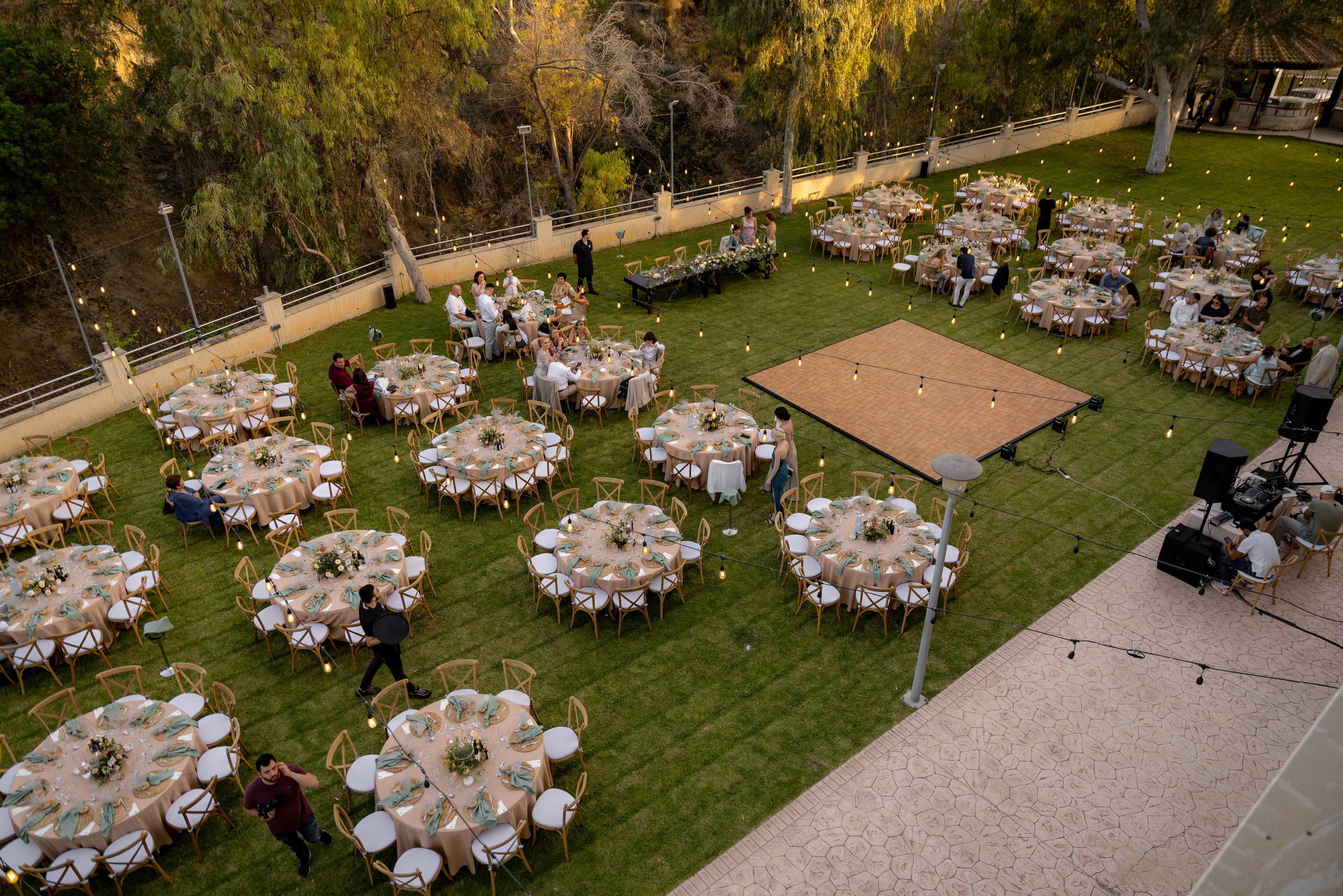 Nikos & Alla, Cyprus