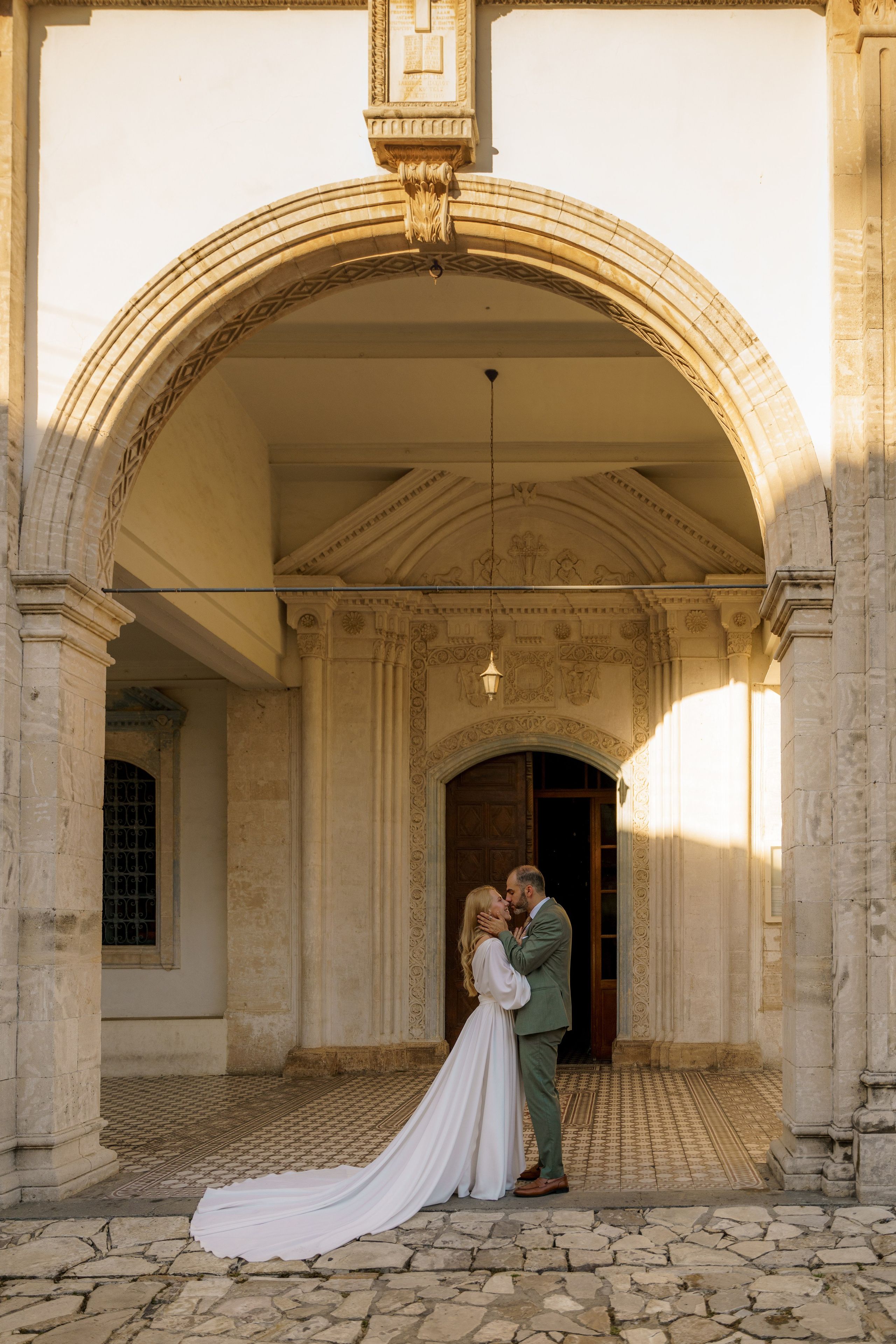 Nikos & Alla, Cyprus