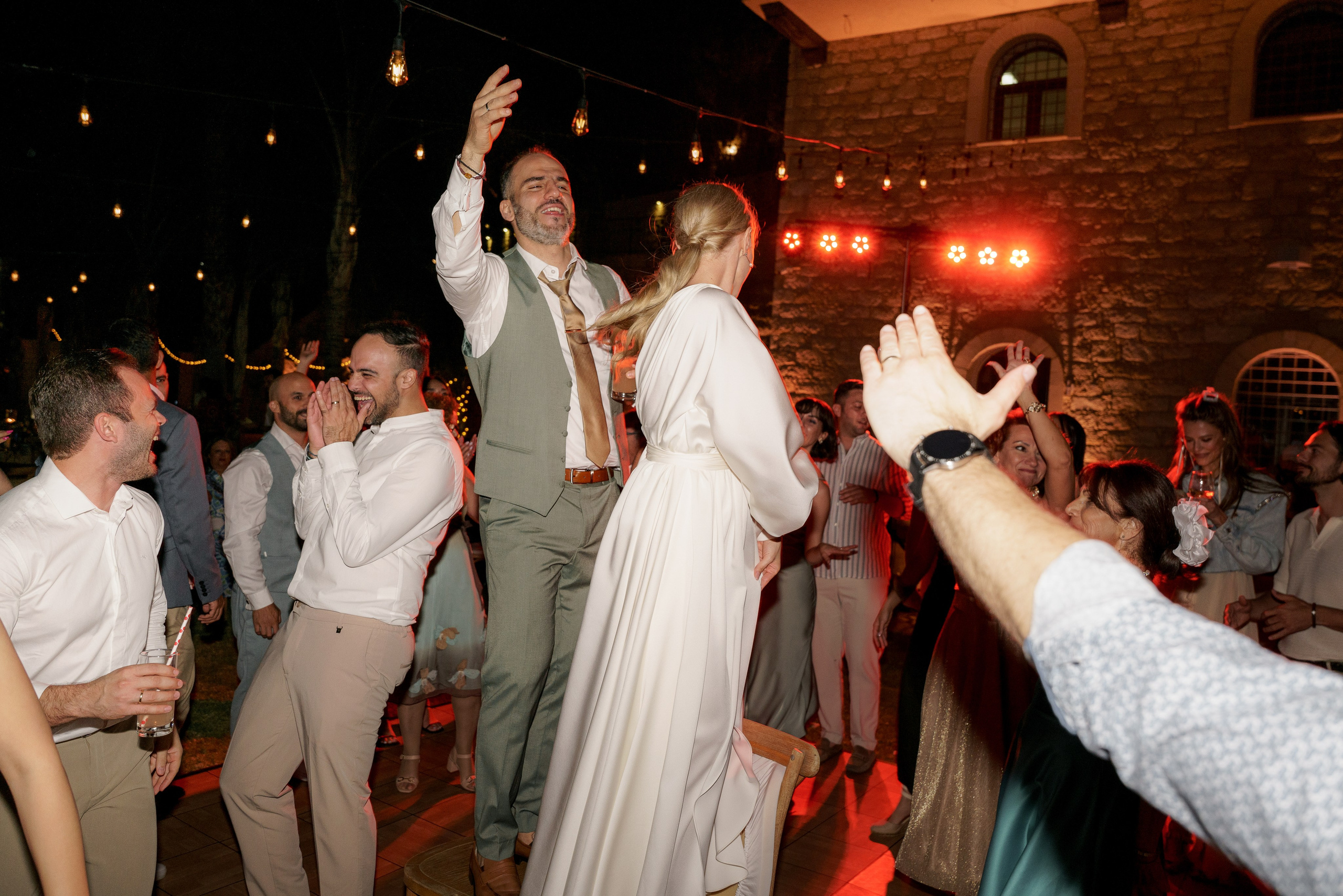 Nikos & Alla, Cyprus