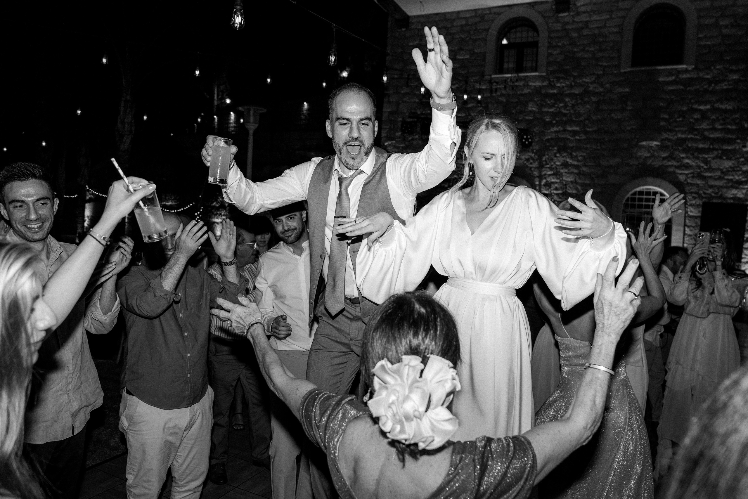 Nikos & Alla, Cyprus