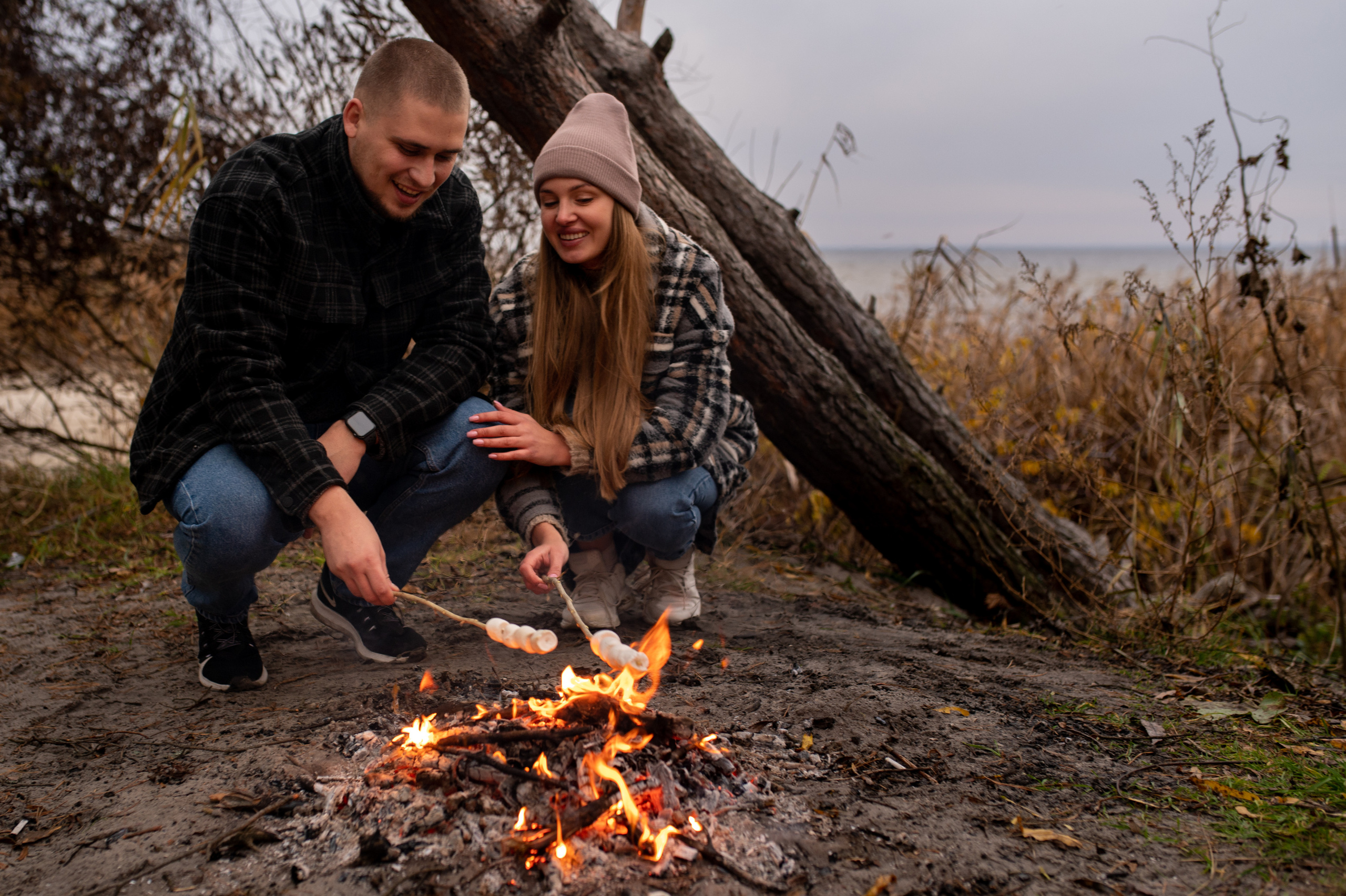 Осеннее лавстори Lovestory на берегу моря. Весільний і портретний фотограф в Києві Євген Ковачов