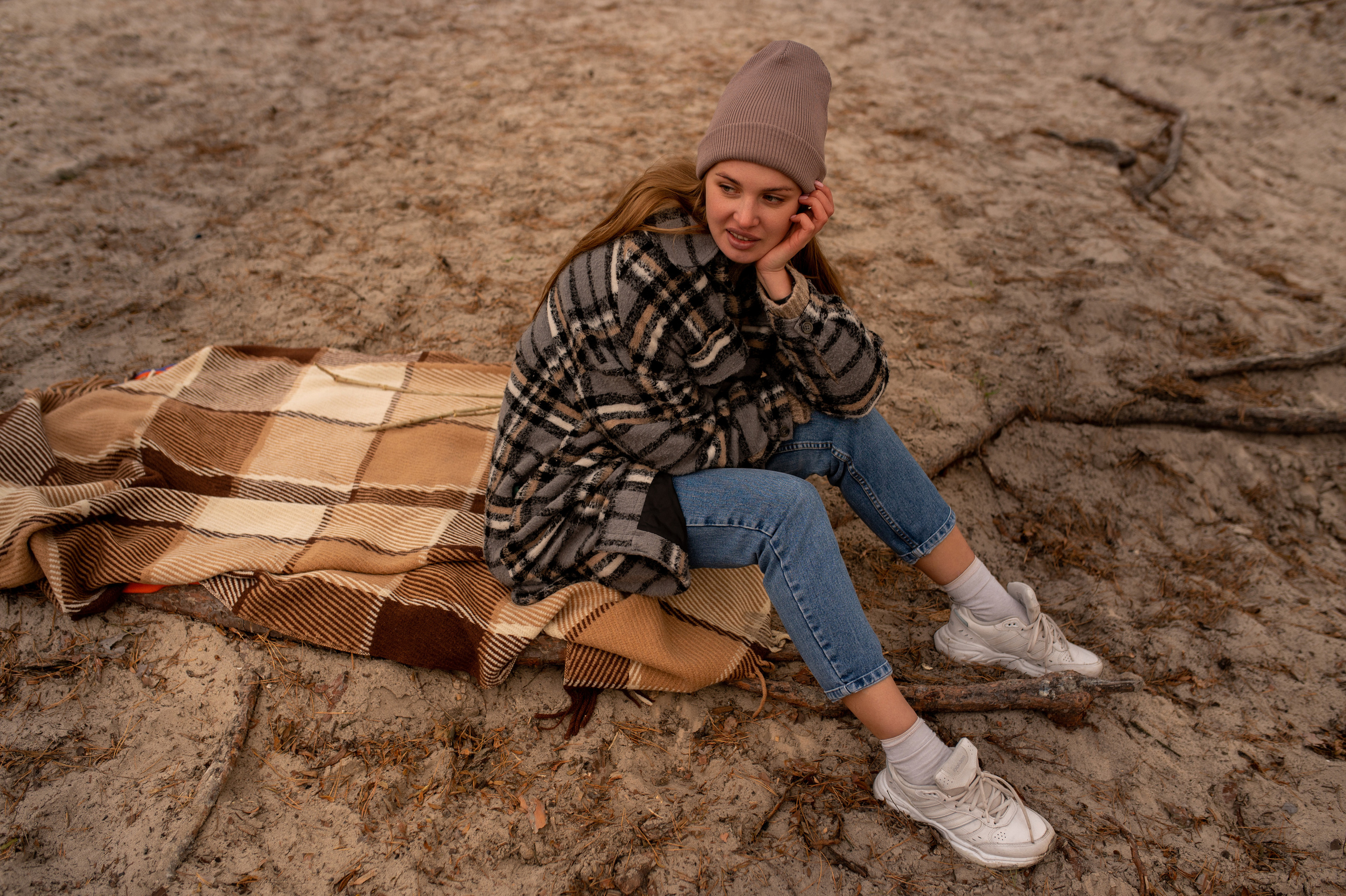 Осеннее лавстори Lovestory на берегу моря. Весільний і портретний фотограф в Києві Євген Ковачов