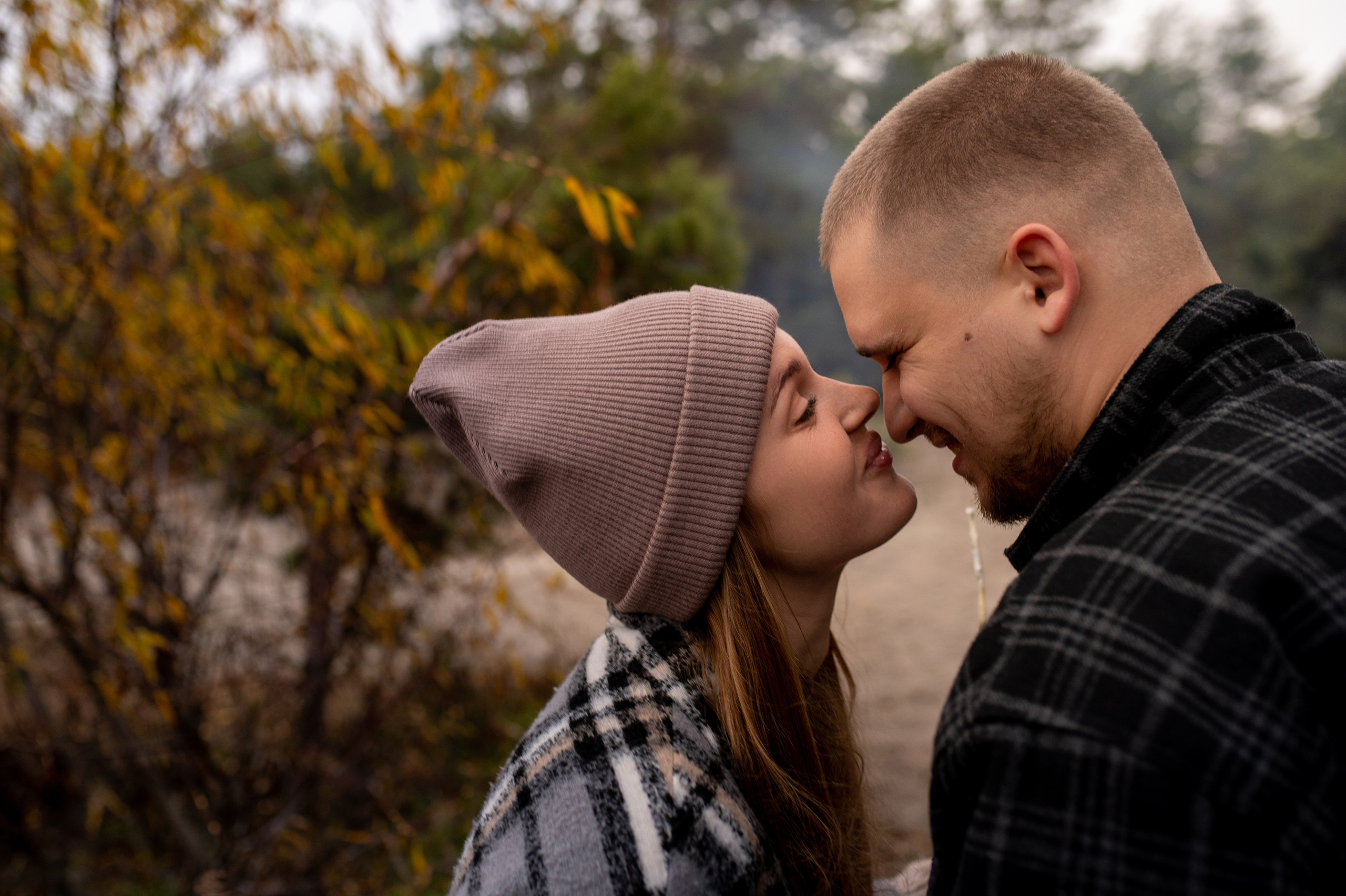 Осеннее лавстори Lovestory на берегу моря. Весільний і портретний фотограф в Києві Євген Ковачов