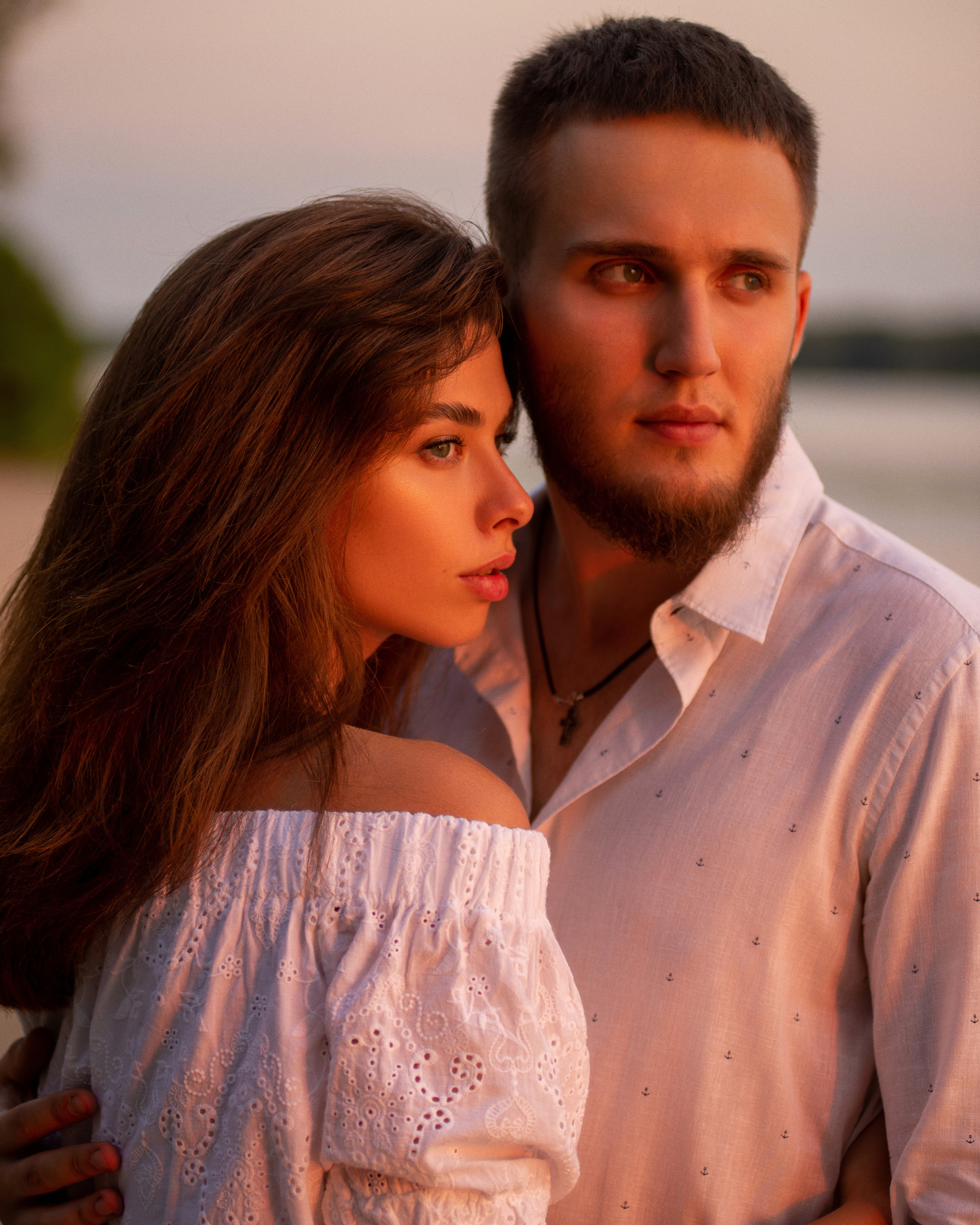 Вечерняя фотосессия влюбленных летом на природе. Весільний і портретний фотограф в Києві Євген Ковачов