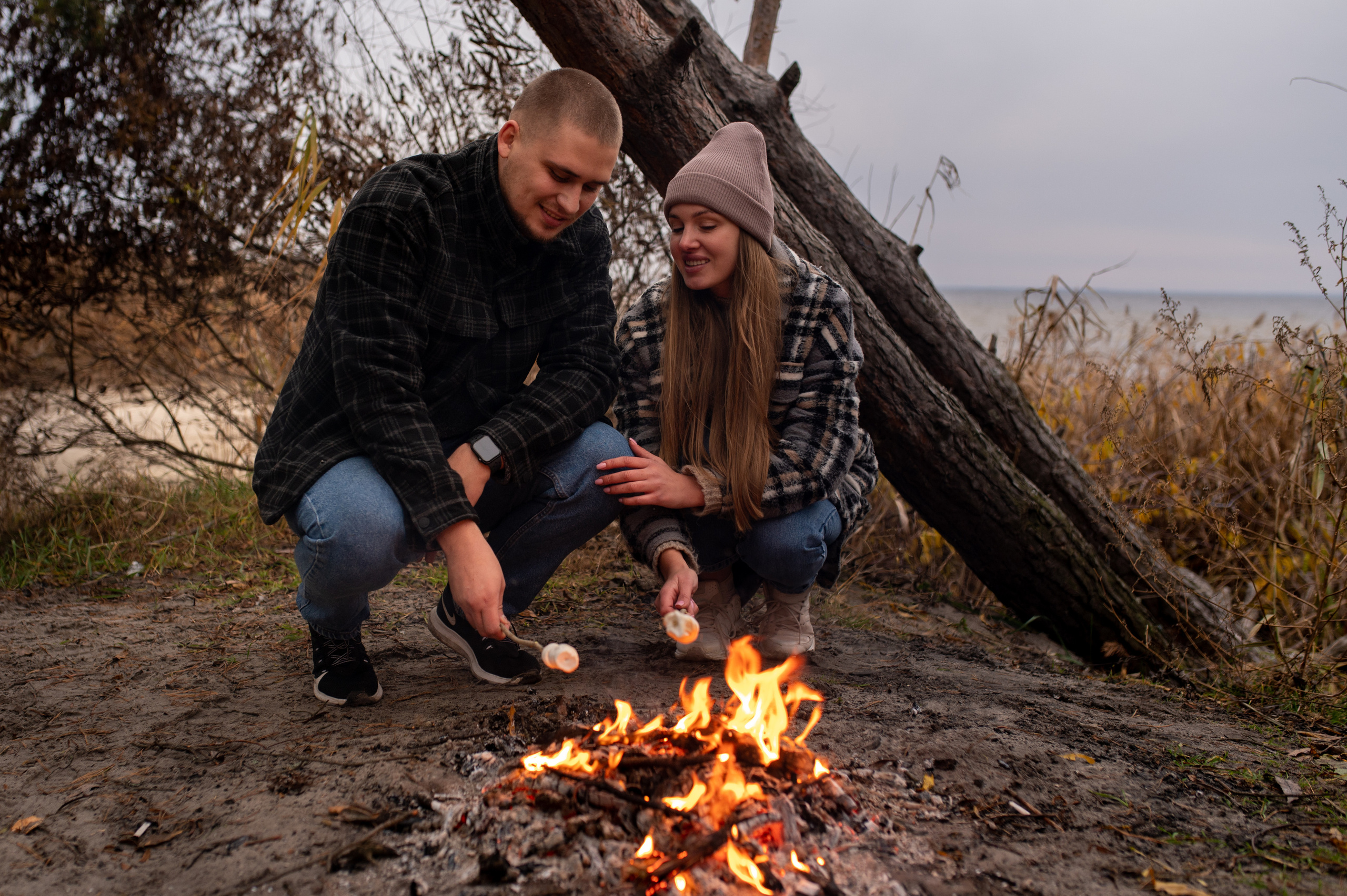Осеннее лавстори Lovestory на берегу моря. Весільний і портретний фотограф в Києві Євген Ковачов