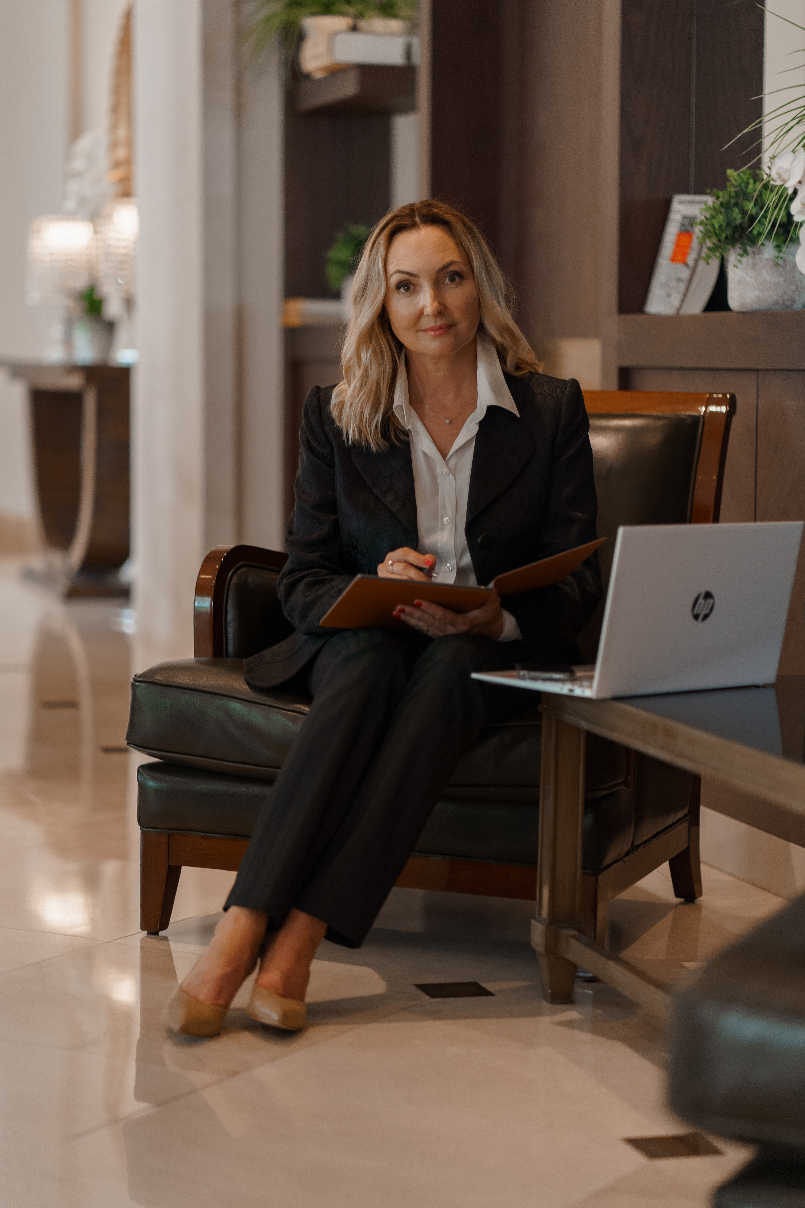 Контент для астролога. Стильный женский фотограф /фототерапевт в Киеве Юрченко Оксана