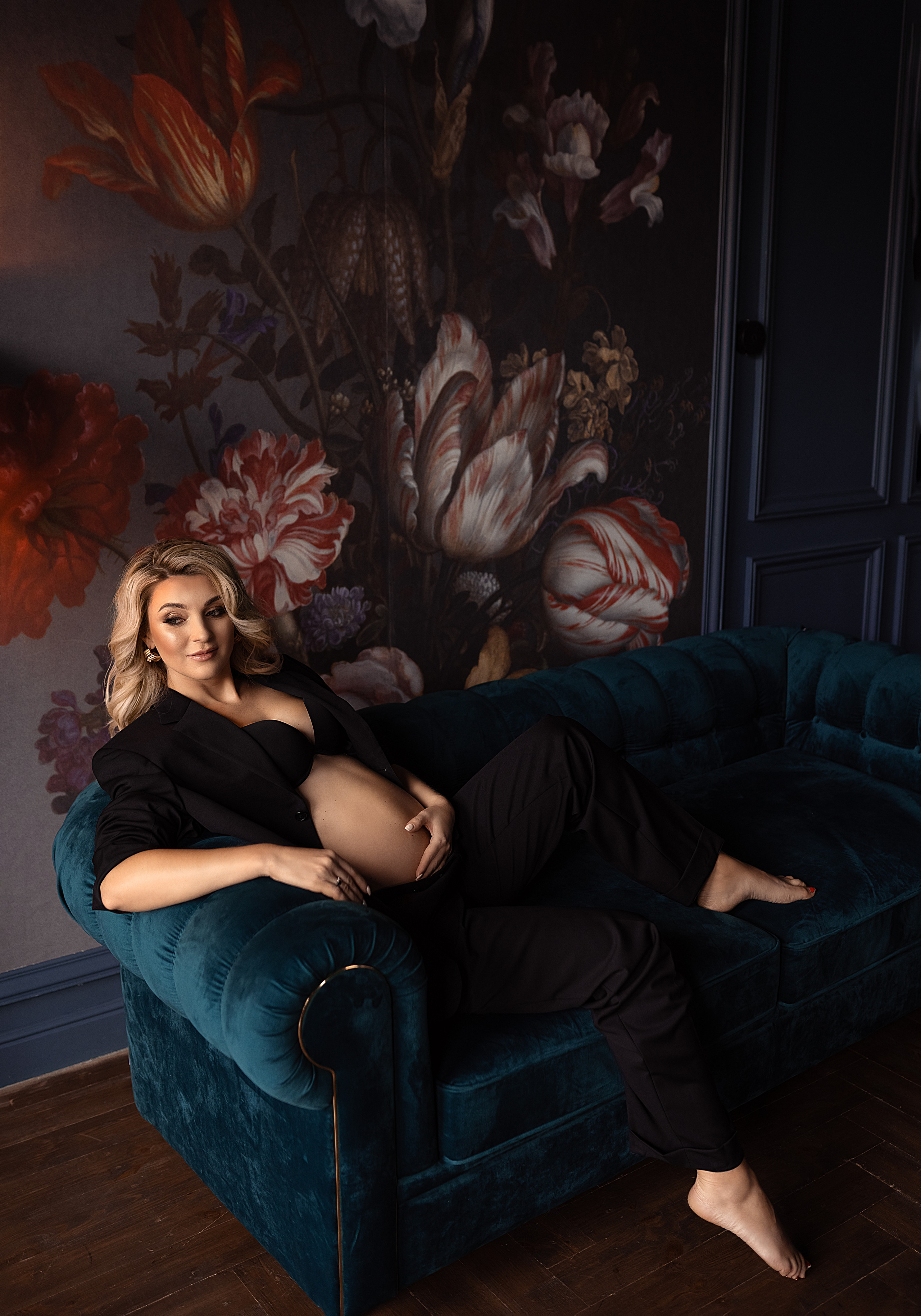 Elegante sobre el embarazo de Elena. Стильный женский фотограф /фототерапевт в Киеве Юрченко Оксана