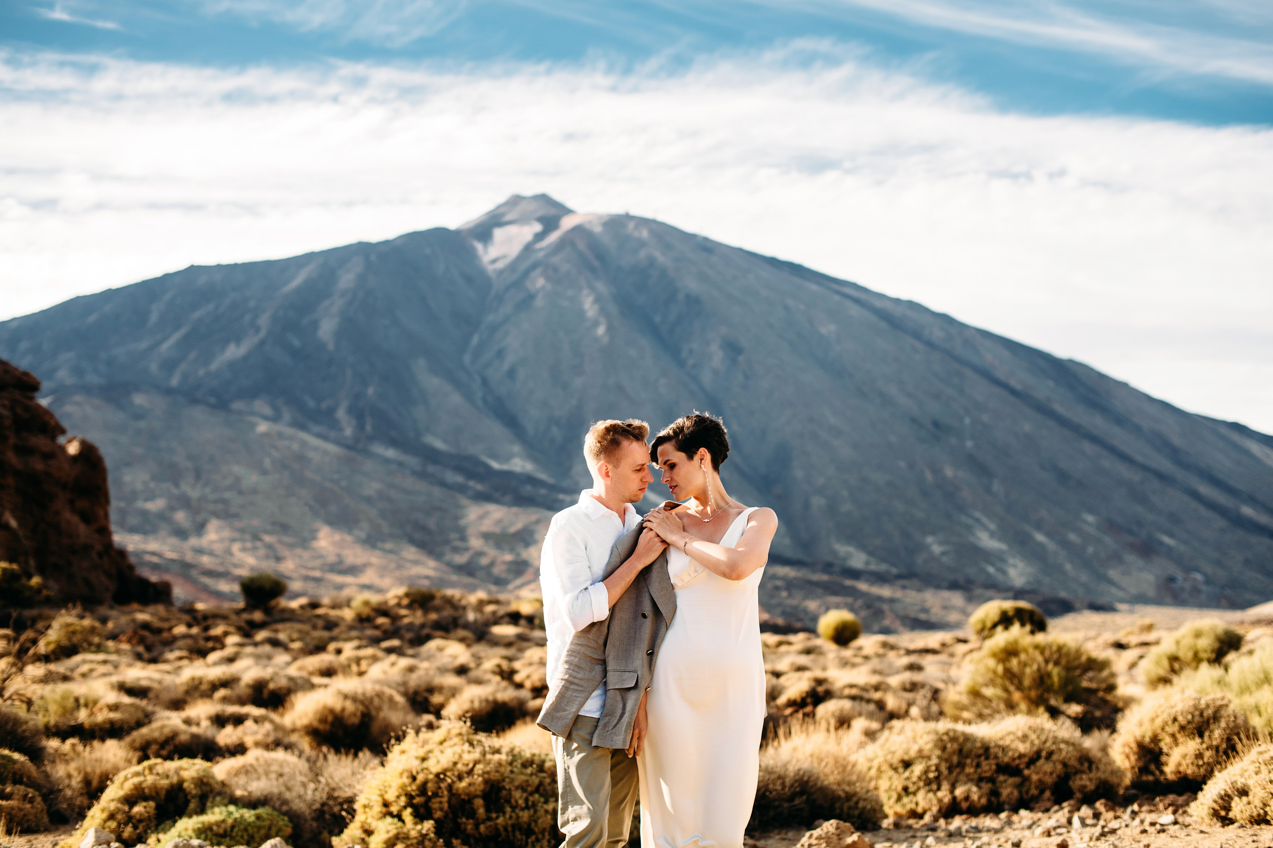M+Y. Above the clouds. Wedding family photographer Alicante Benidorm Valencia Costa Blanca