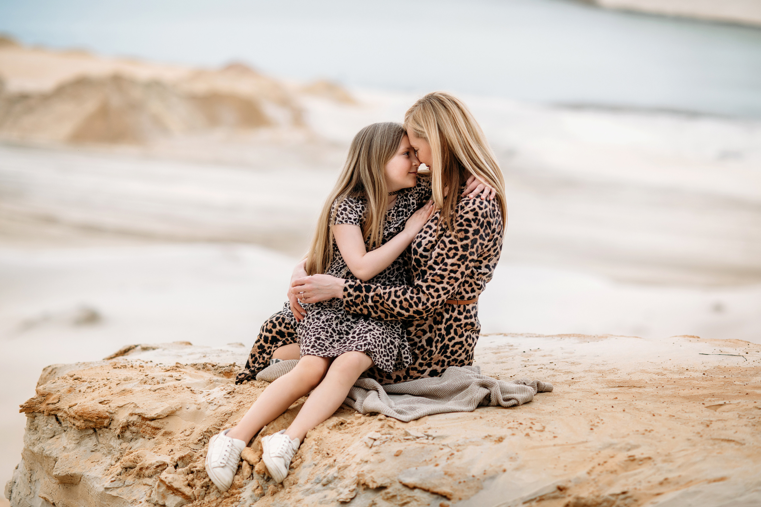 I+V. Mom&daugther. Wedding family photographer Alicante Benidorm Valencia Costa Blanca