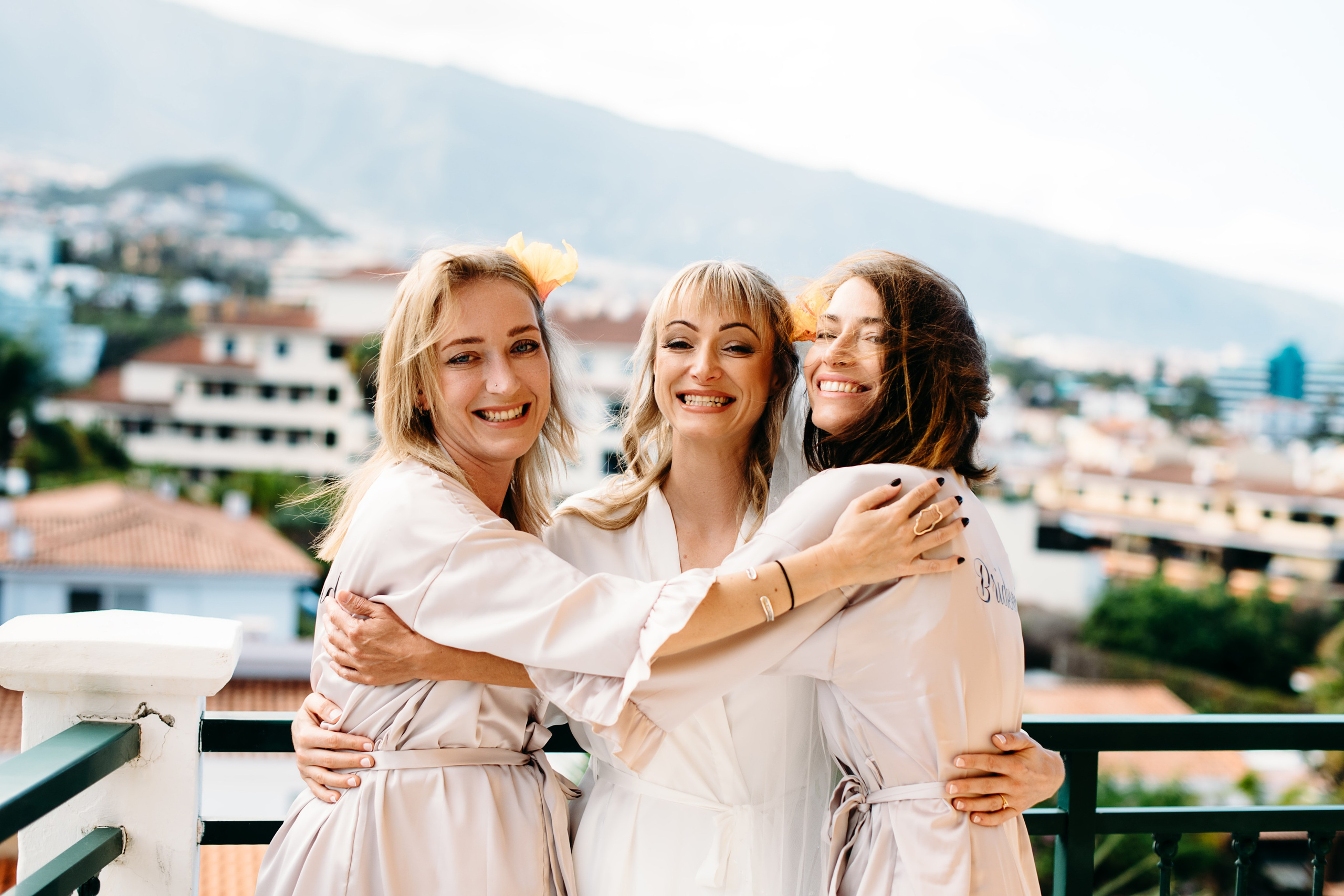 M&M. Tenerife wedding. Wedding family photographer Alicante Benidorm Valencia Costa Blanca