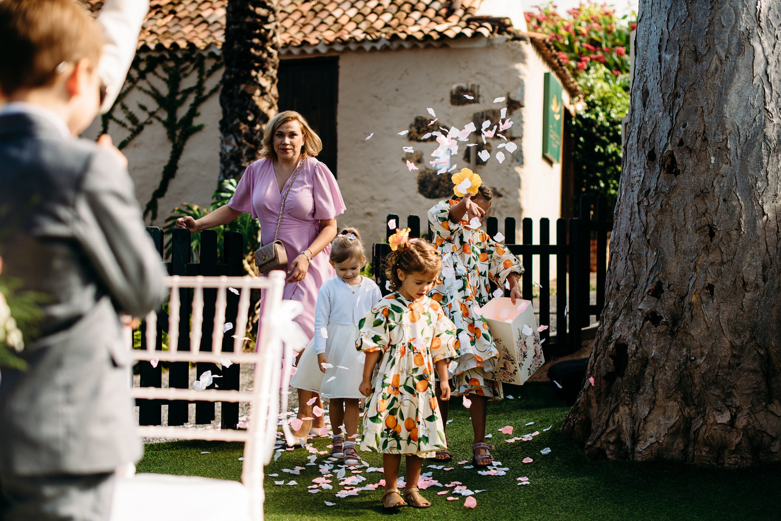 M&M. Tenerife wedding. Wedding family photographer Alicante Benidorm Valencia Costa Blanca