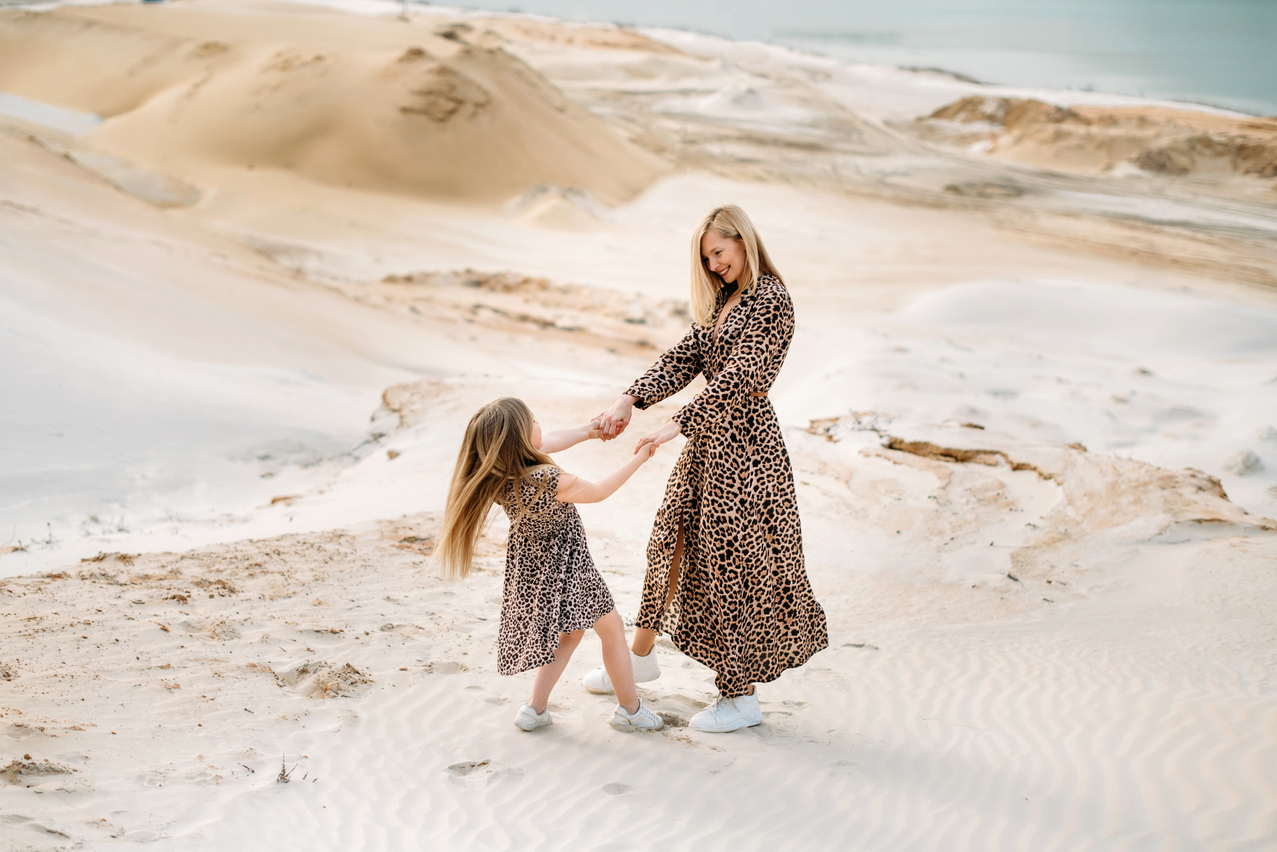 I+V. Mom&daugther. Wedding family photographer Alicante Benidorm Valencia Costa Blanca