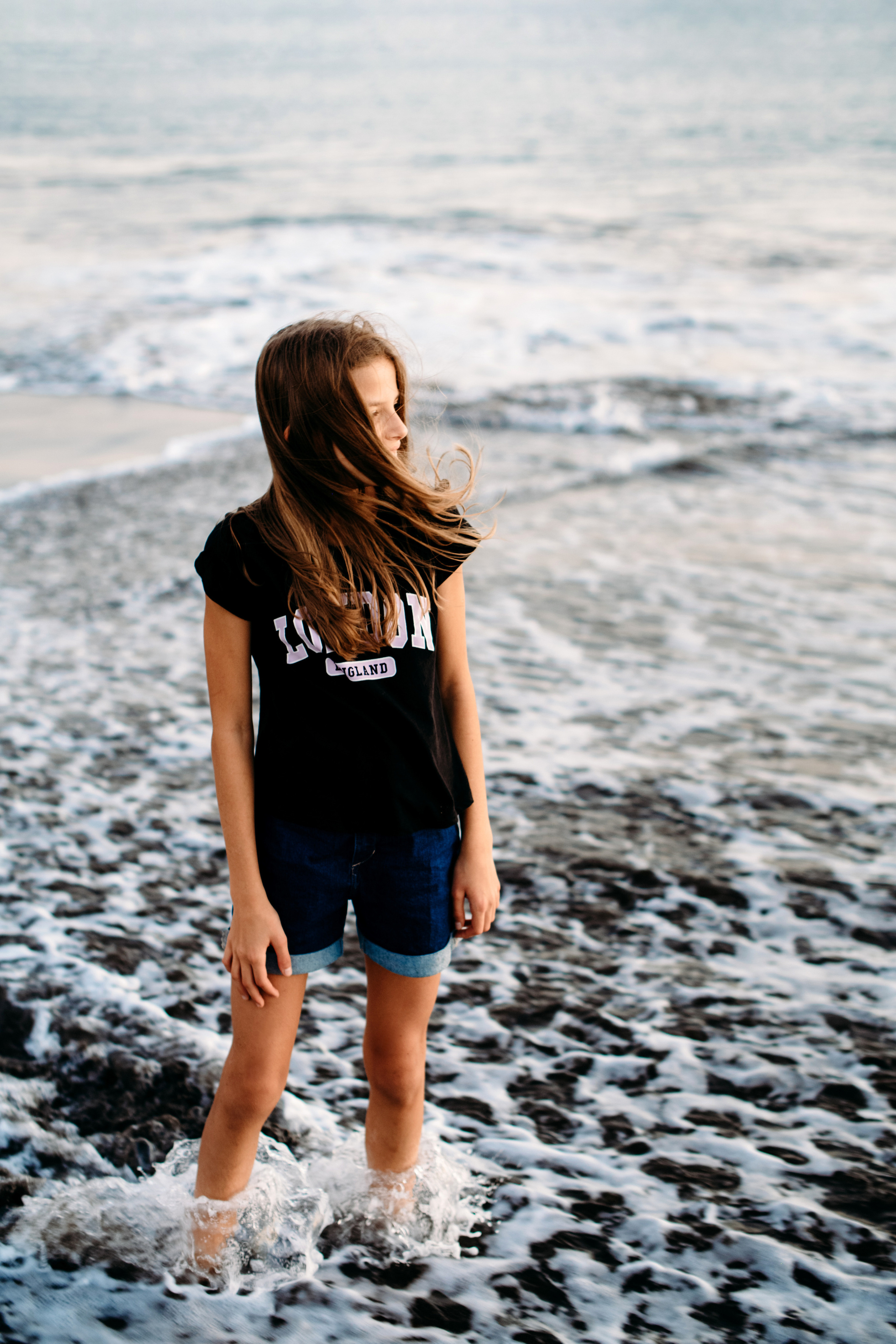 Wind, ocean and happiness. Playa de la Tejita. Fotografo de boda, familia Alicante Benidorm Valencia Costa Blanca