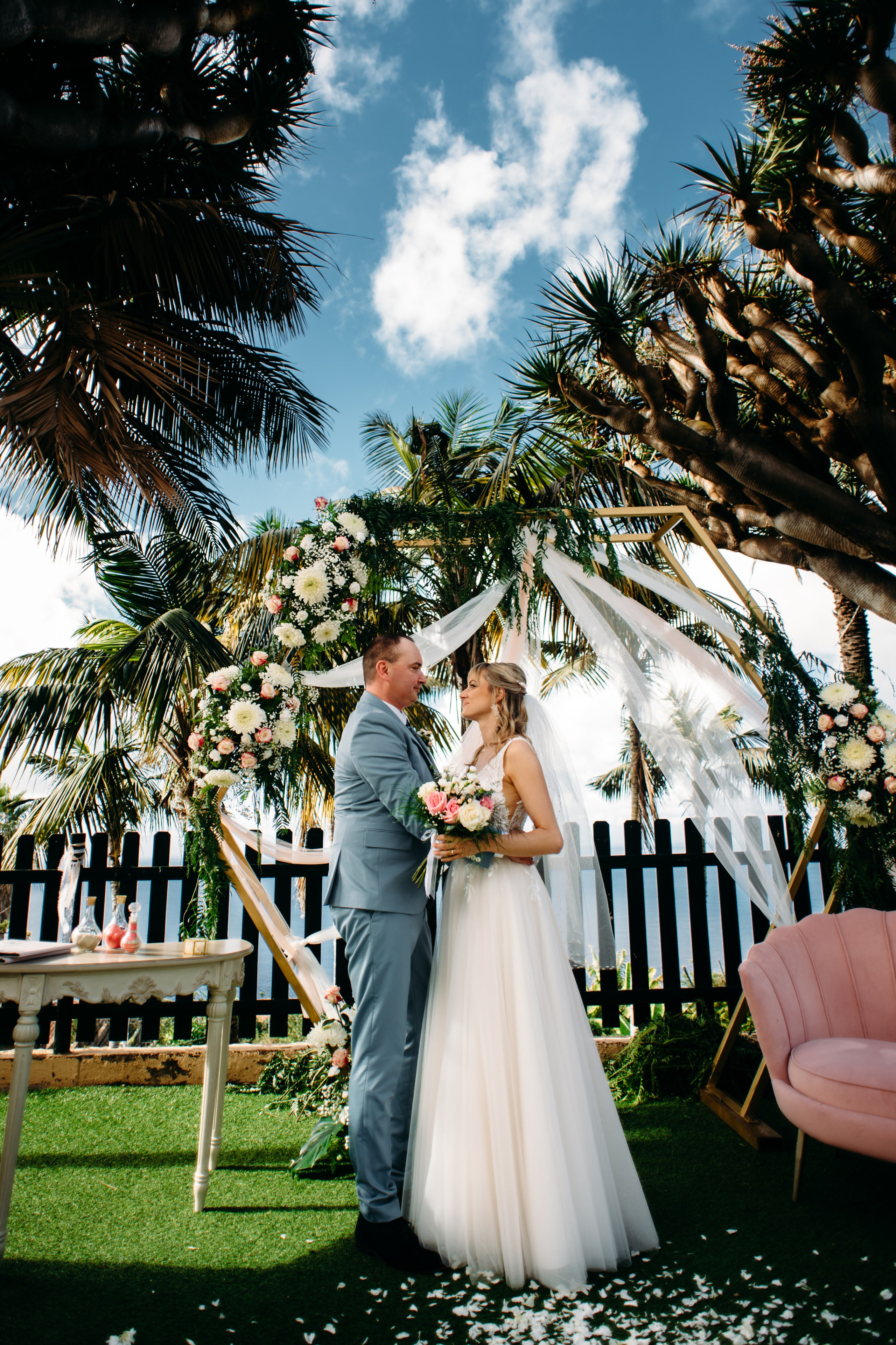 M&M. Tenerife wedding. Wedding family photographer Alicante Benidorm Valencia Costa Blanca