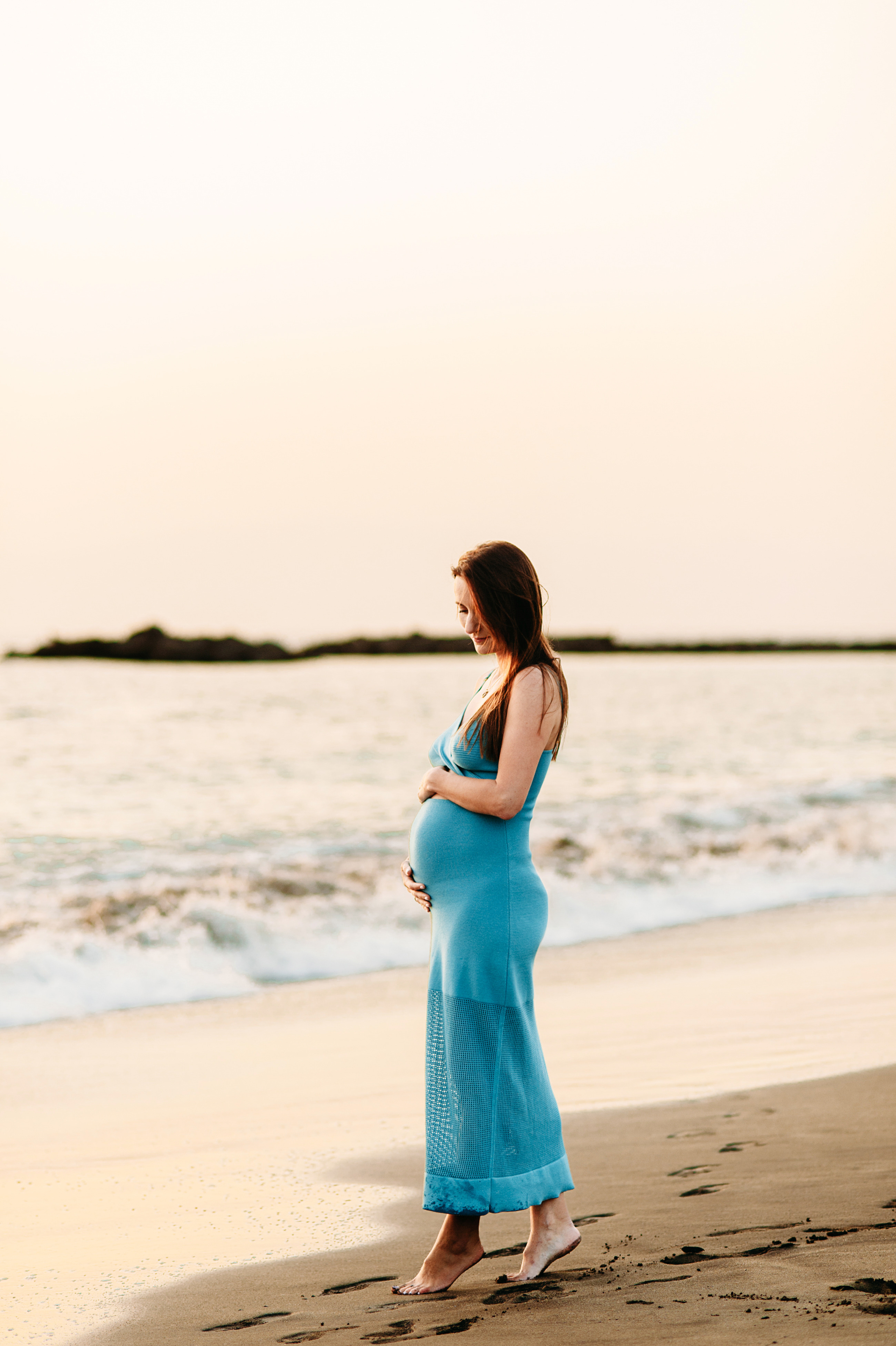 J. Black or white?. Wedding family photographer Alicante Benidorm Valencia Costa Blanca