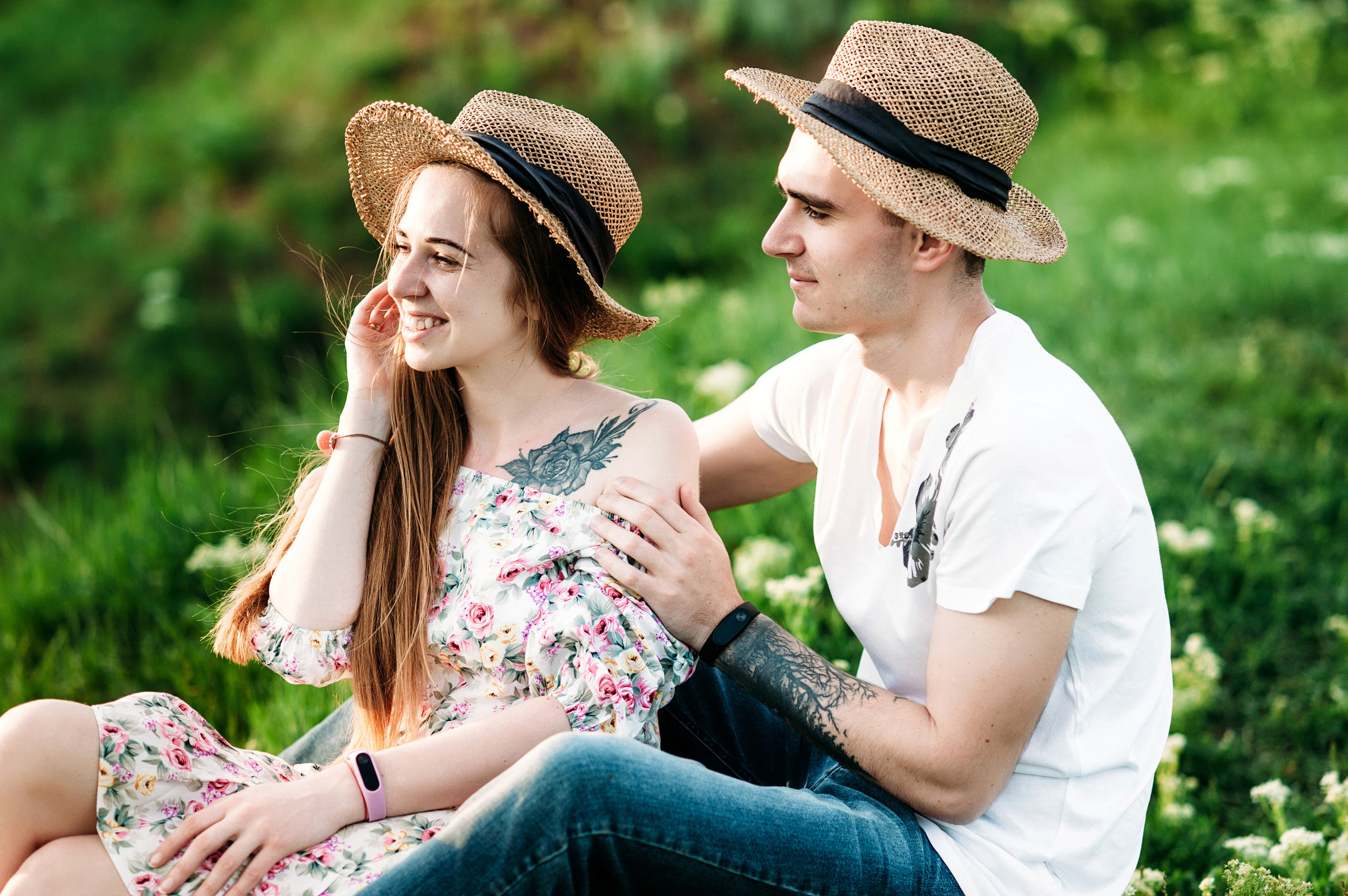 A+A. Spring lovestory. Wedding family photographer Alicante Benidorm Valencia Costa Blanca