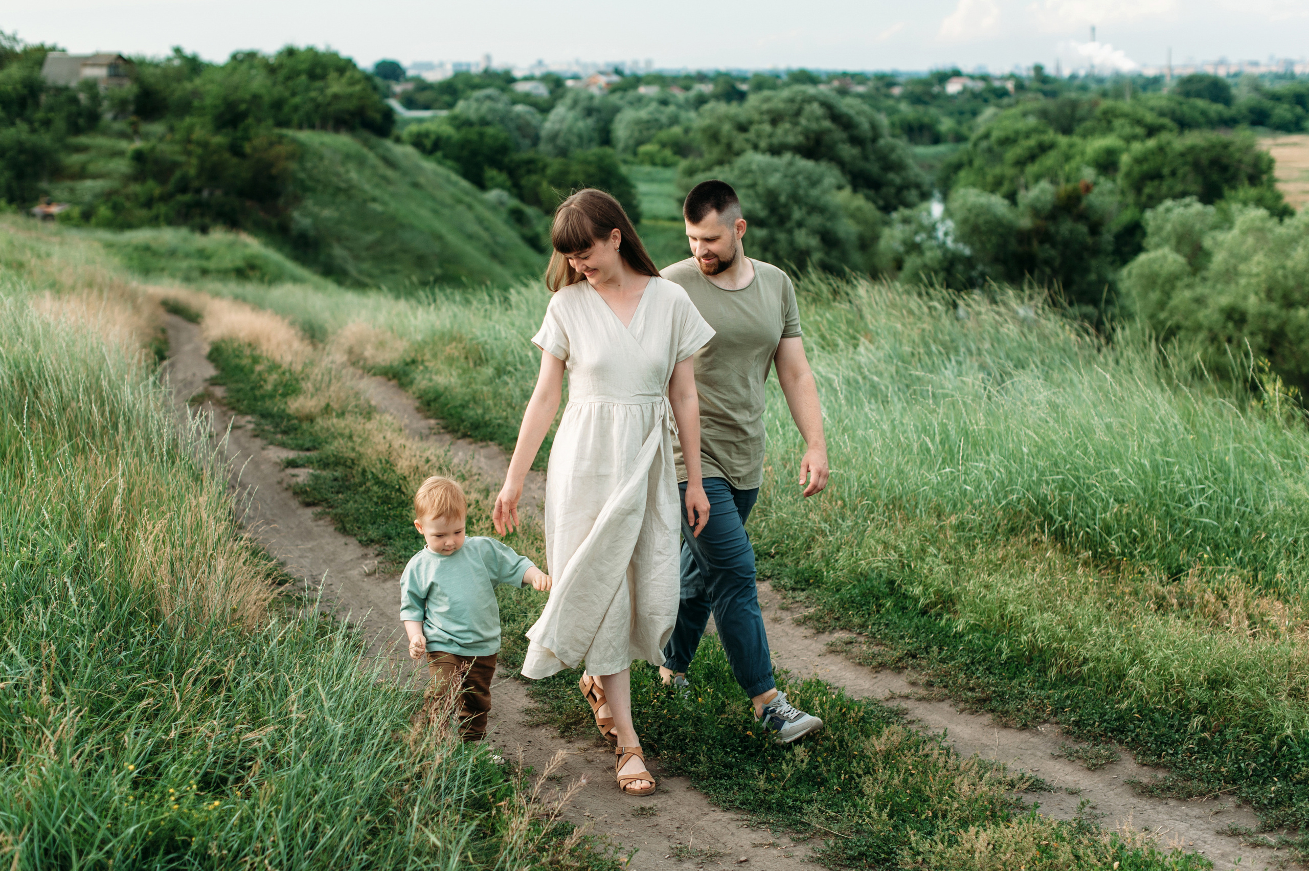 V+T+T. Summer picnic. Wedding family photographer Alicante Benidorm Valencia Costa Blanca
