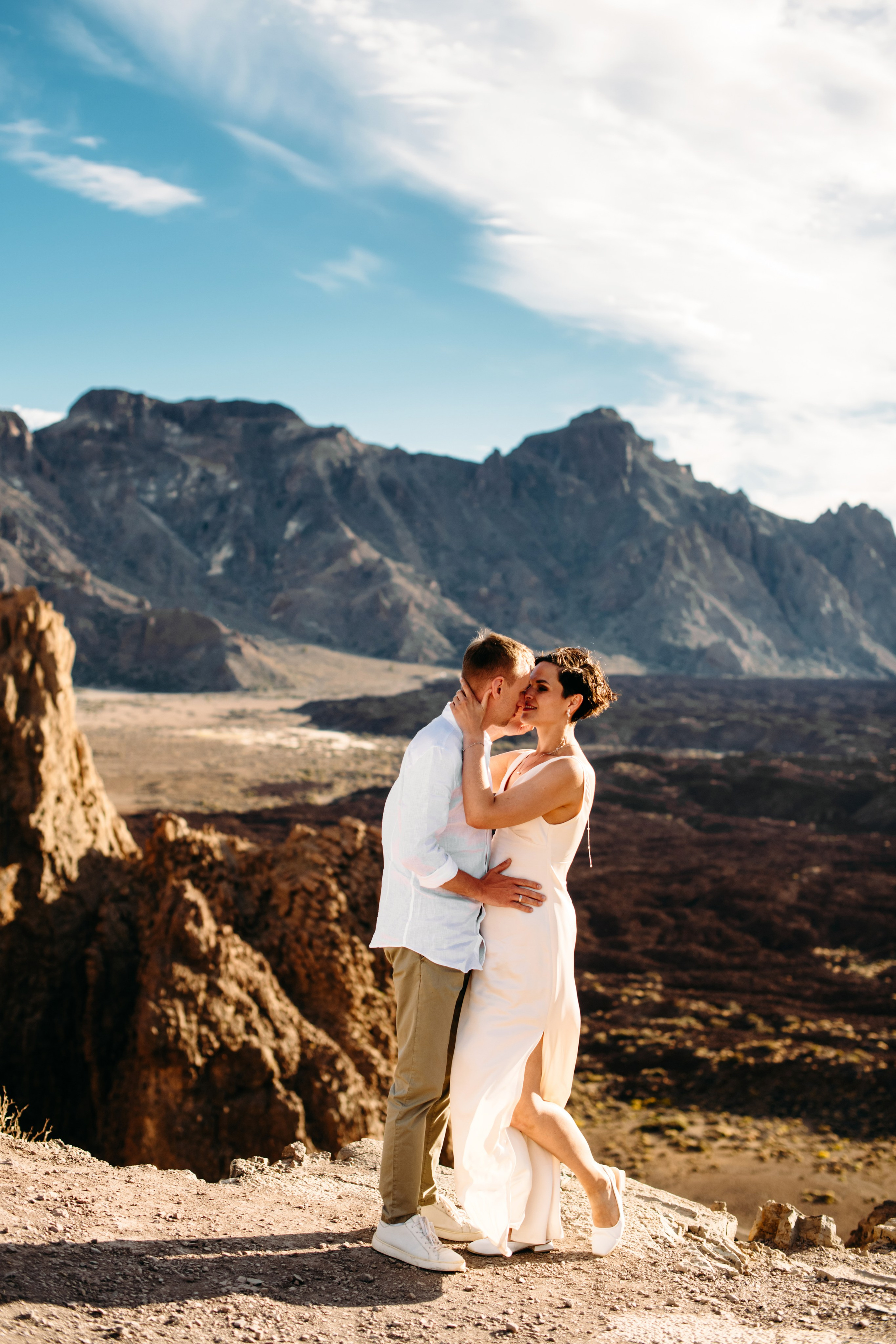 M+Y. Above the clouds. Wedding family photographer Alicante Benidorm Valencia Costa Blanca