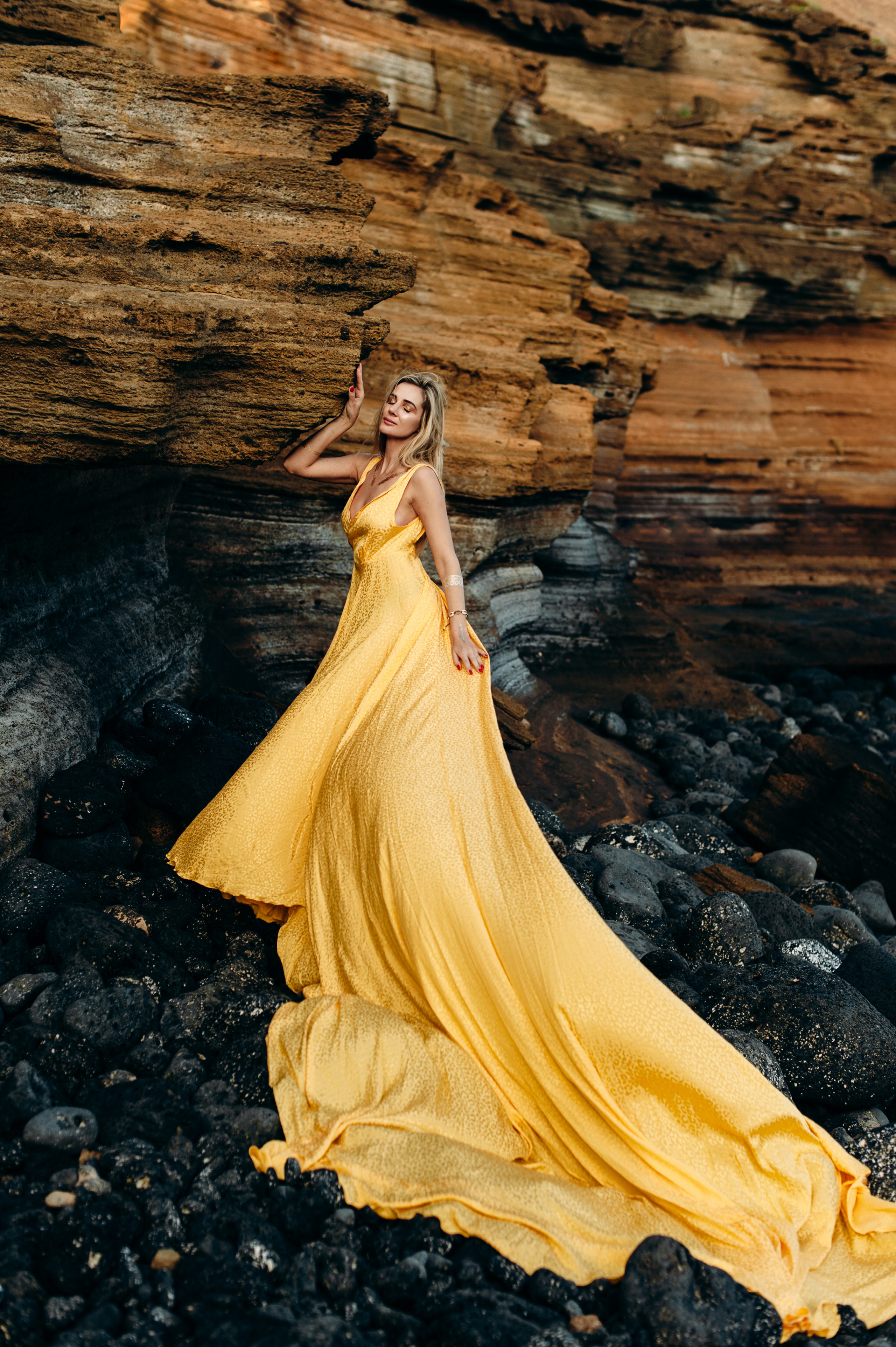 Tati. Playa Amarilla + Playa Tejita. Wedding family photographer Alicante Benidorm Valencia Costa Blanca