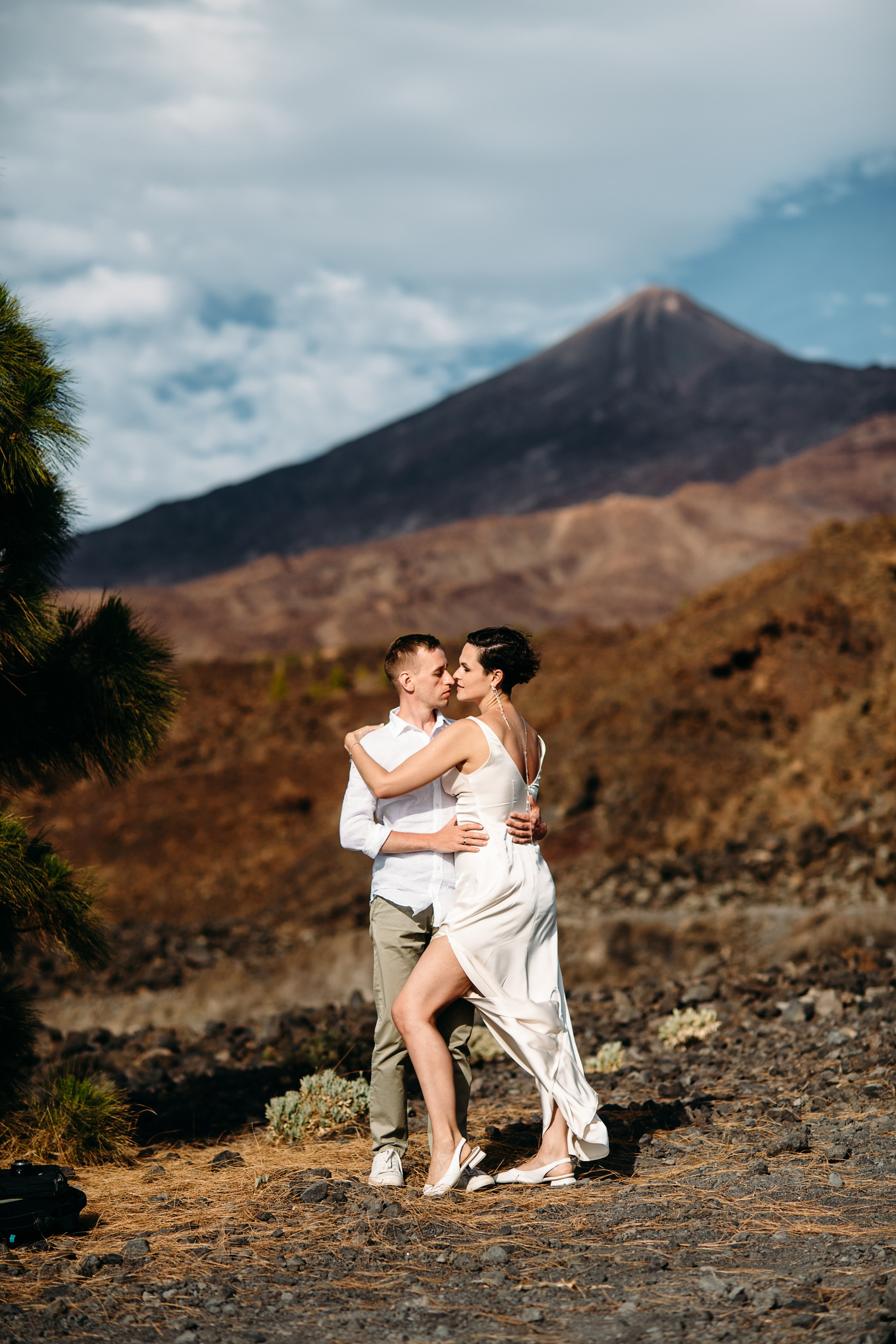 M+Y. Above the clouds. Wedding family photographer Alicante Benidorm Valencia Costa Blanca