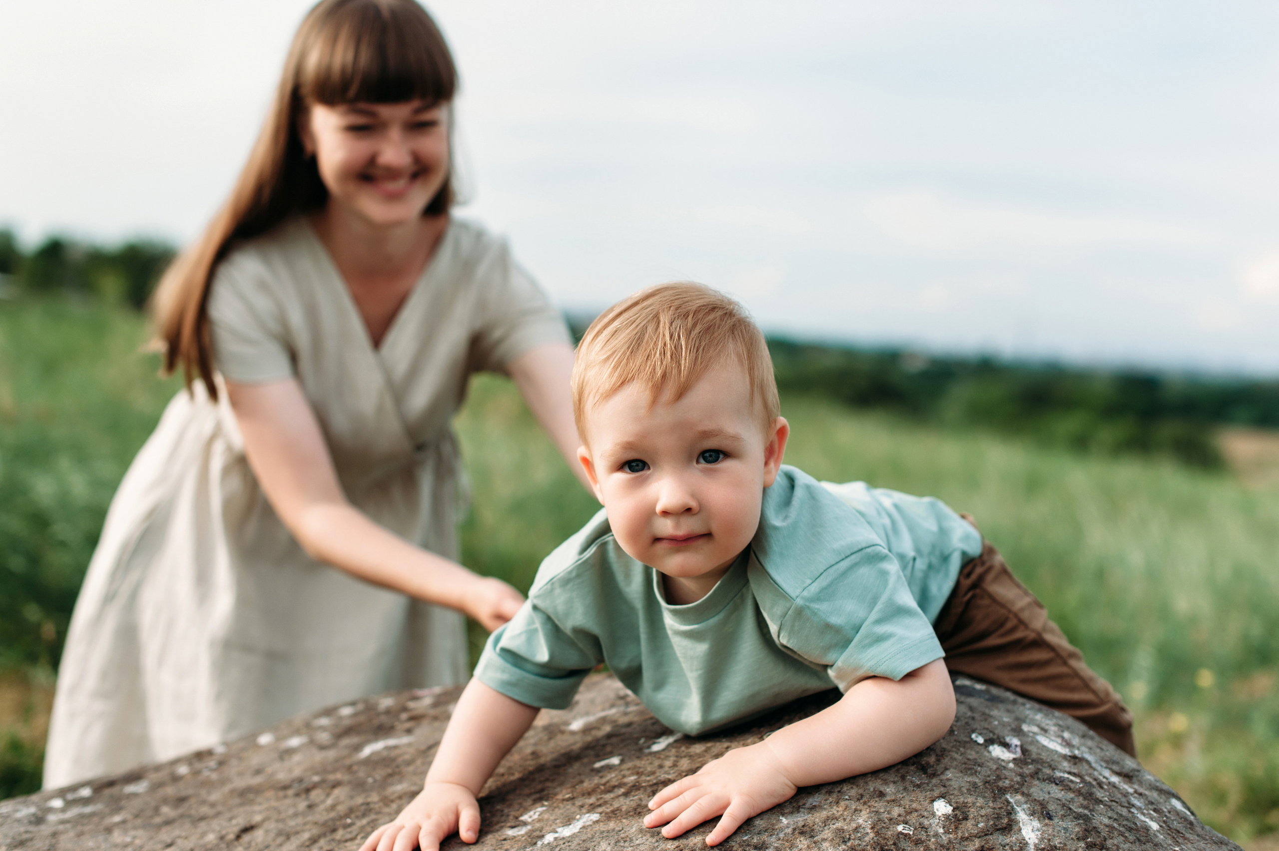 V+T+T. Summer picnic. Wedding family photographer Alicante Benidorm Valencia Costa Blanca