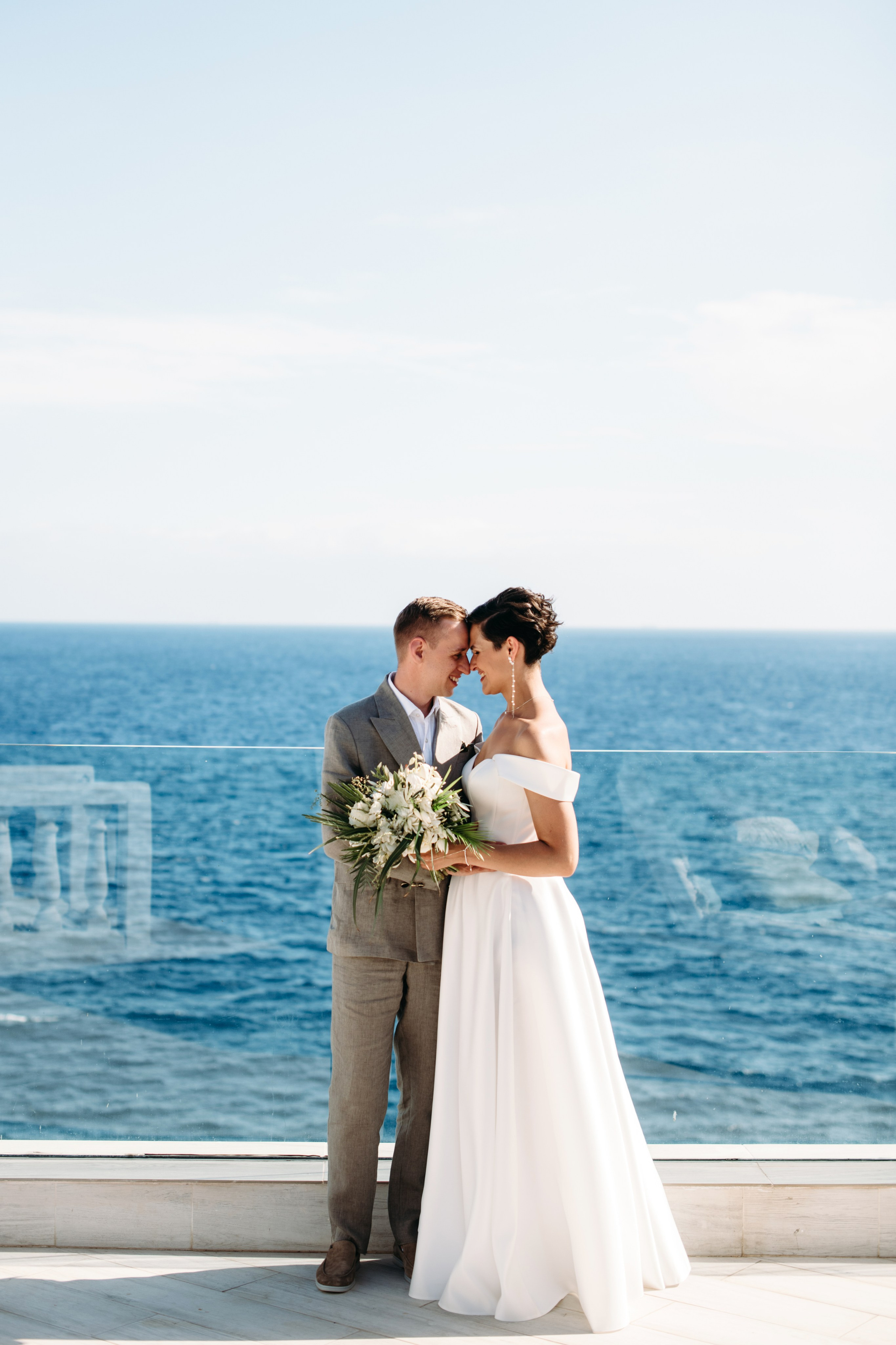 M+Y. Intimate Tenerife wedding. Wedding family photographer Alicante Benidorm Valencia Costa Blanca