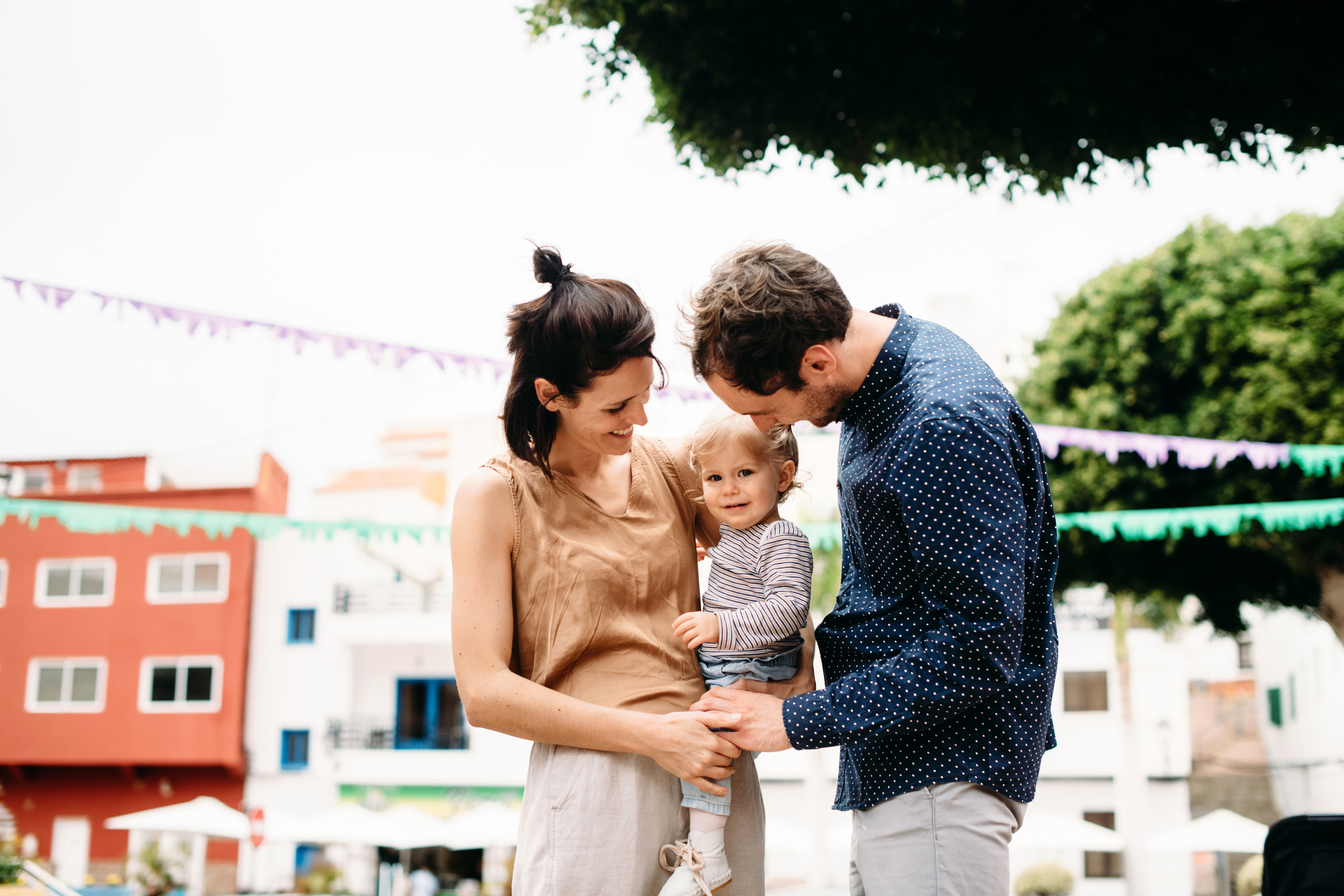 Happiness. Alcala + Playa la Arena. Fotografo de boda, familia Alicante Benidorm Valencia Costa Blanca