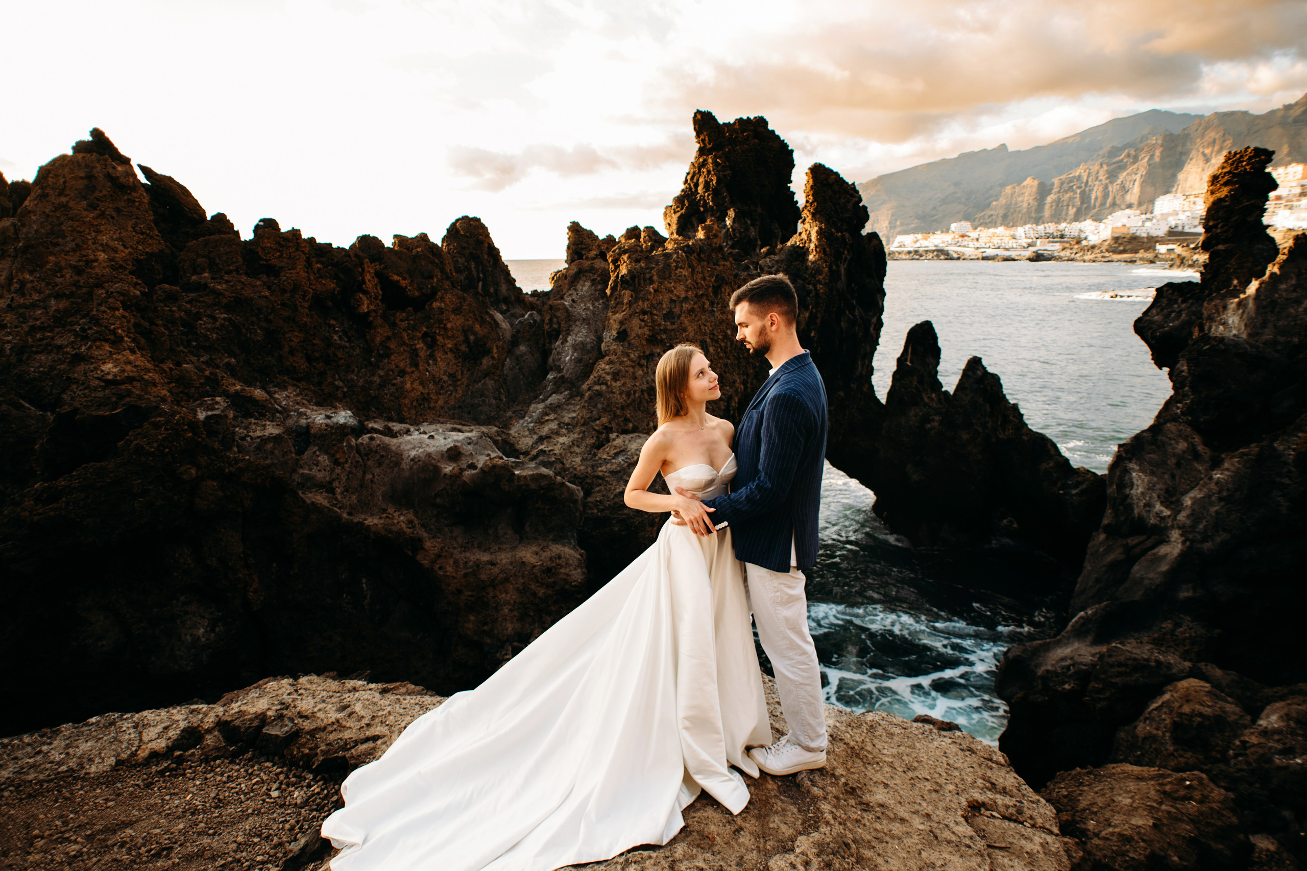 V+Y. Los Gigantes. Fotografo de boda, familia Alicante Benidorm Valencia Costa Blanca